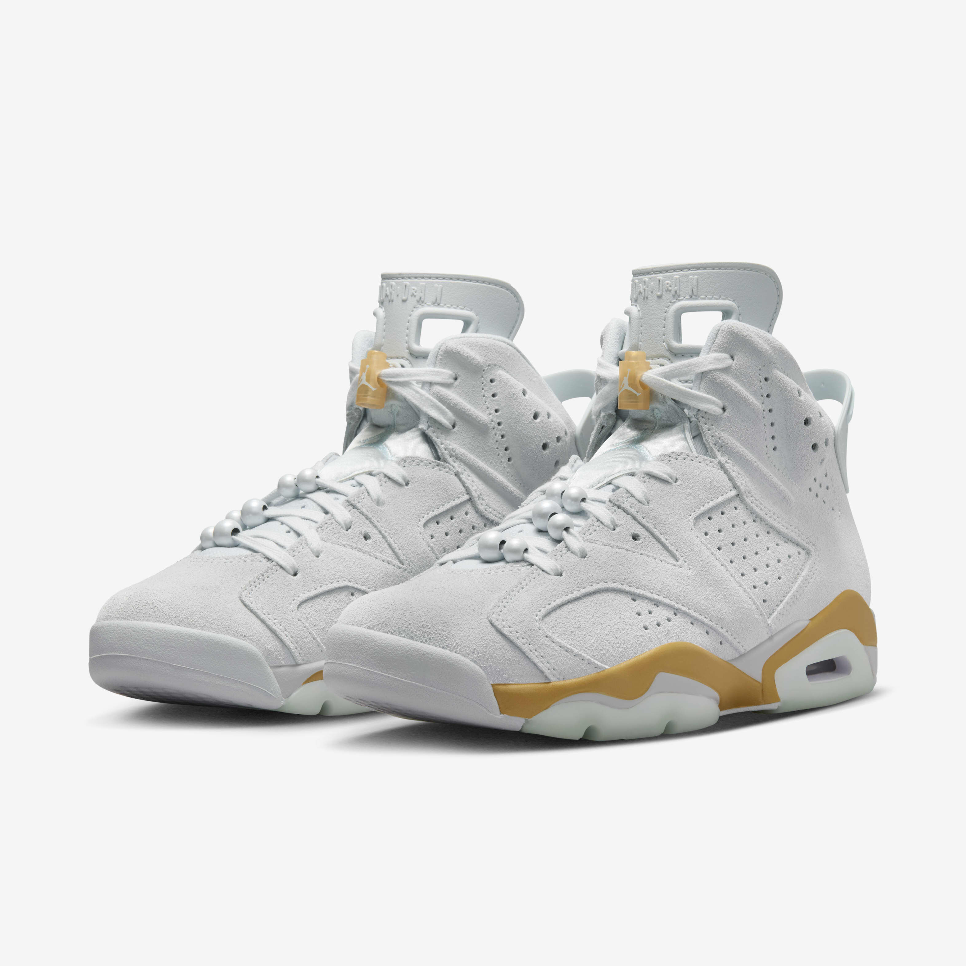 Air Jordan 6 Retro image number 4