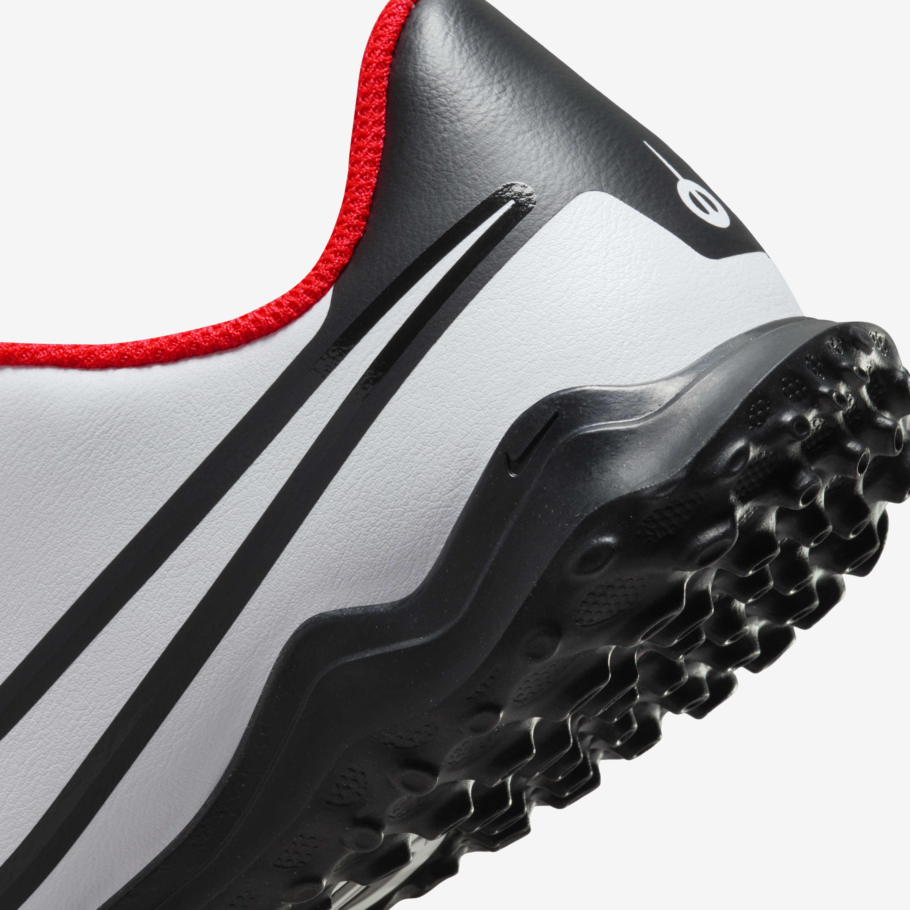 Nike Jr. Tiempo Legend 10 Club image number 7