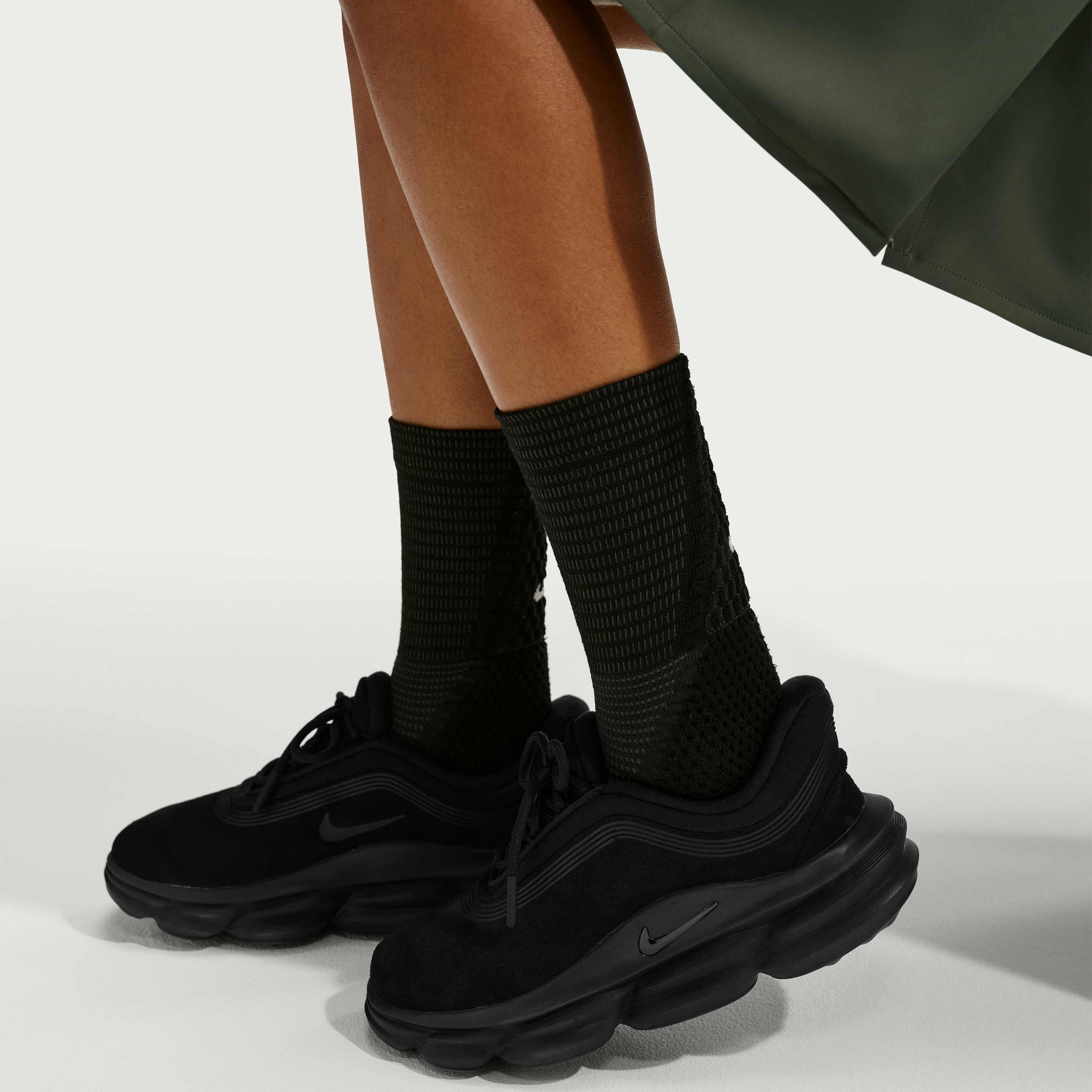 Nike 24.7 image number 8