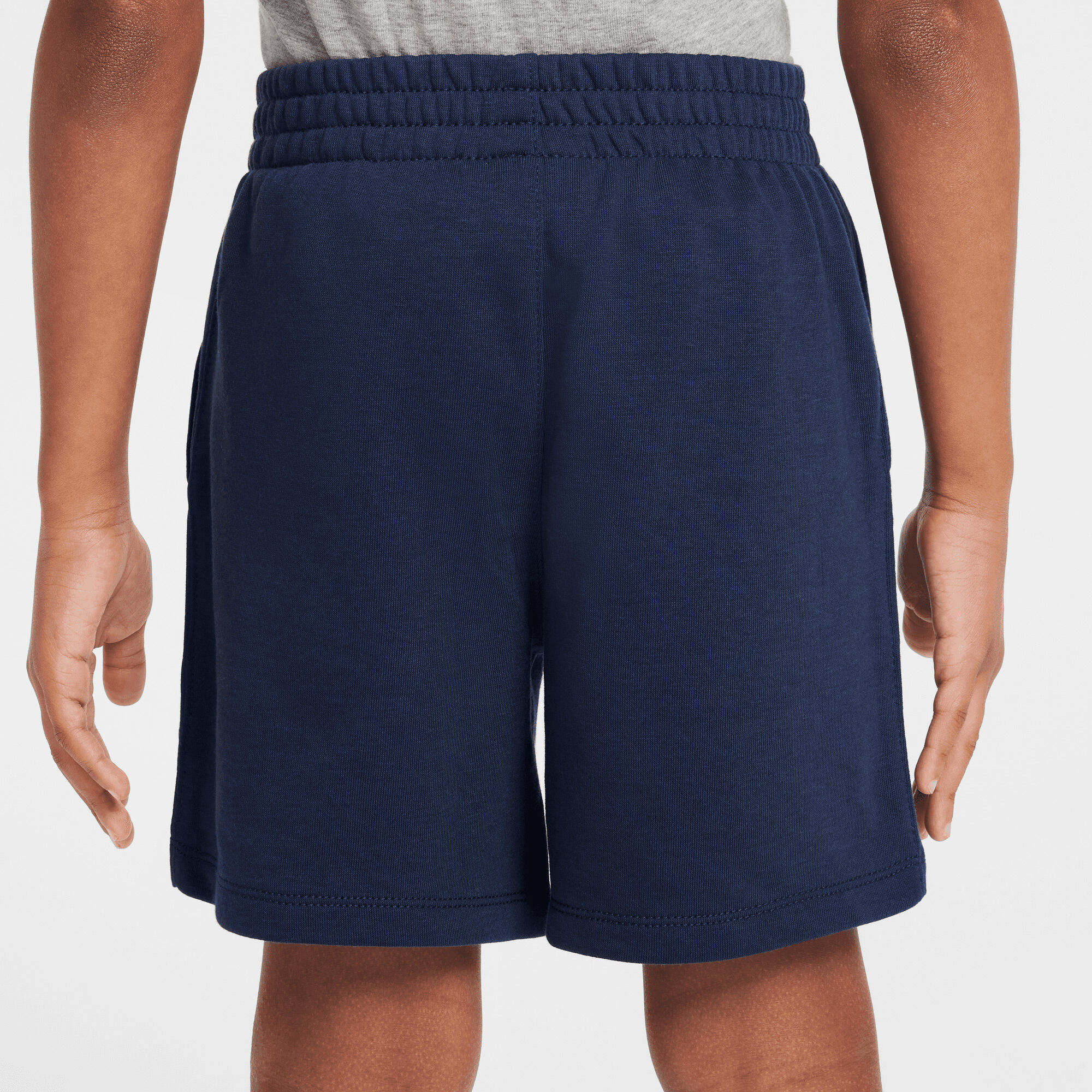 Nike Sportswear Club image number 2