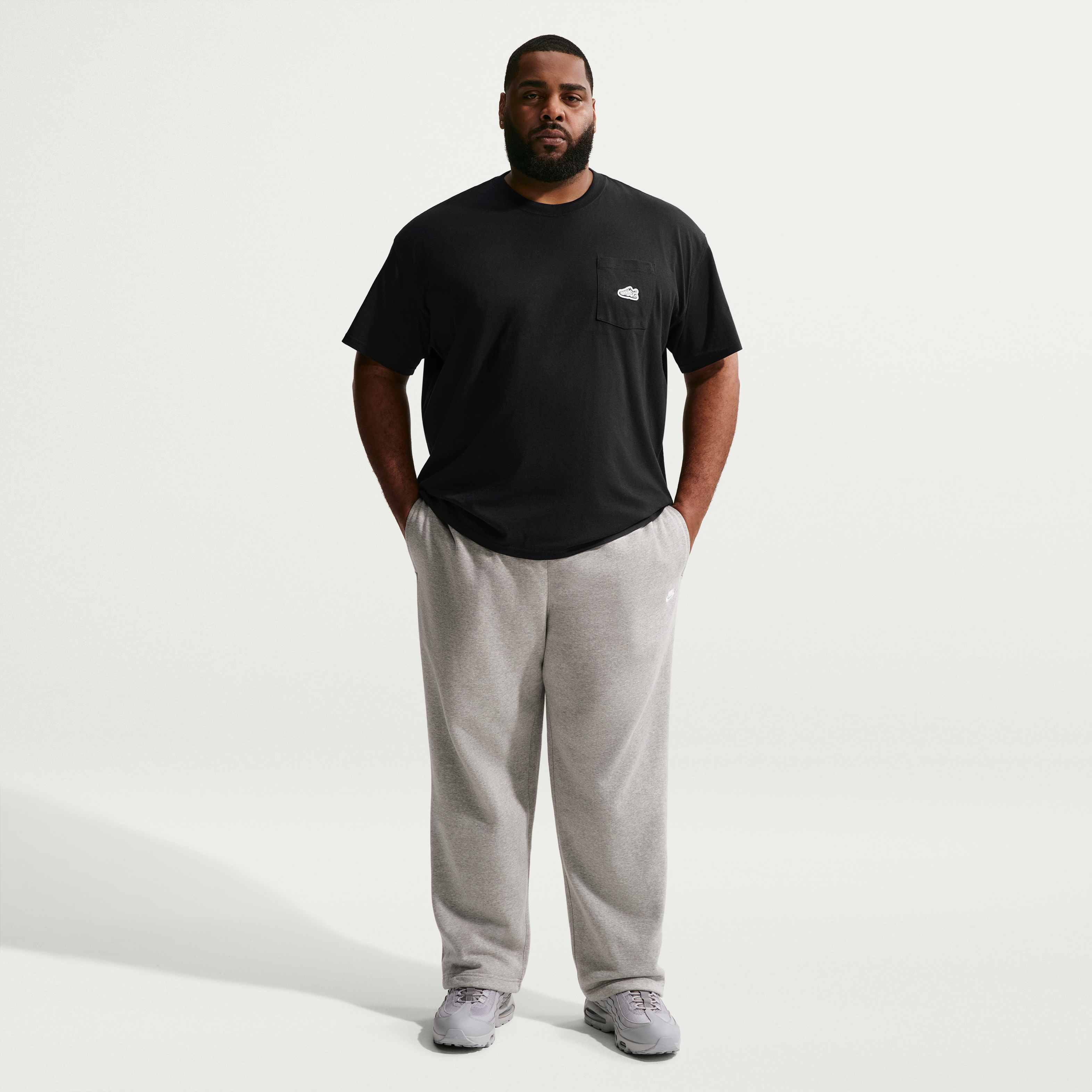 Nike Sportswear Monarch image number 8