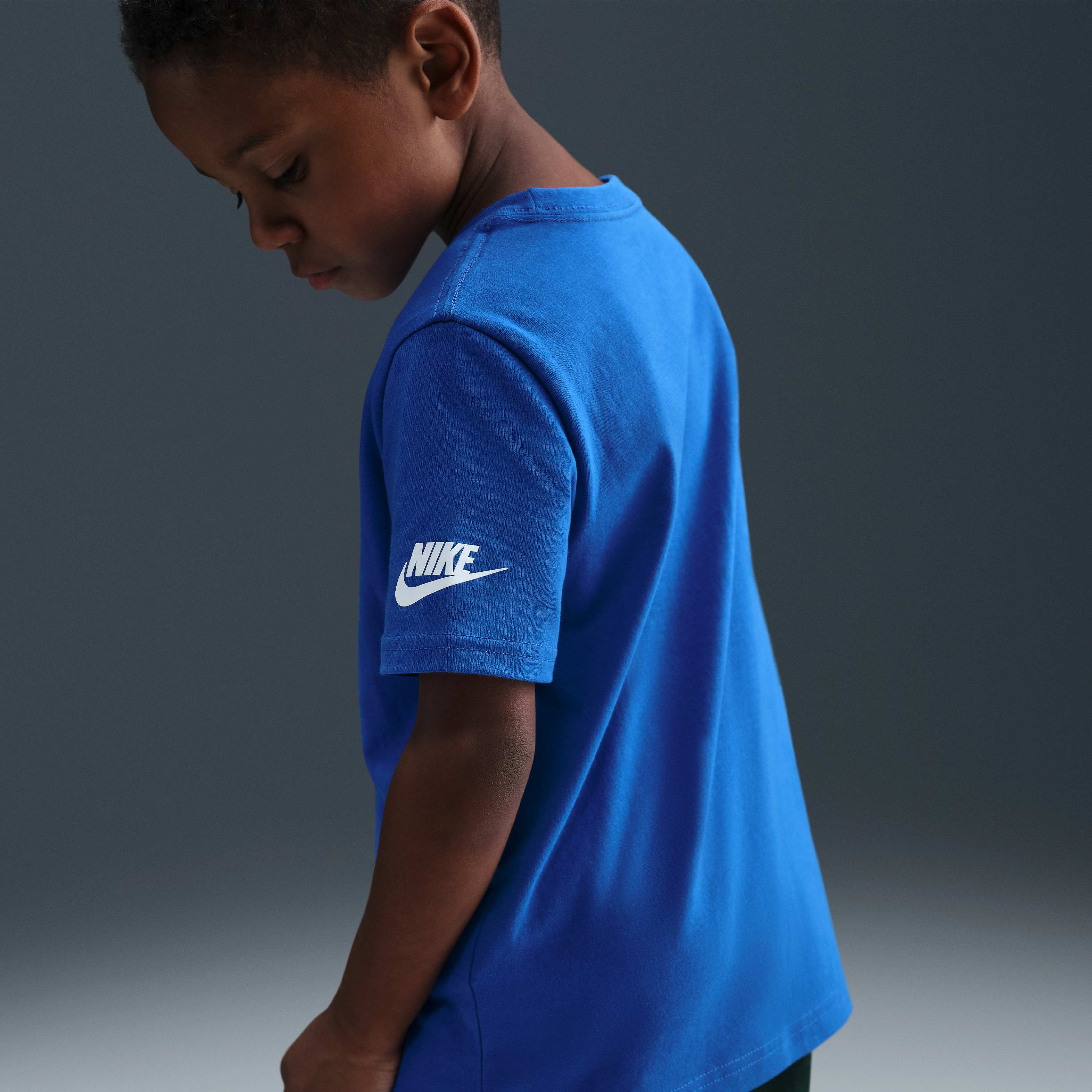 Nike image number 4