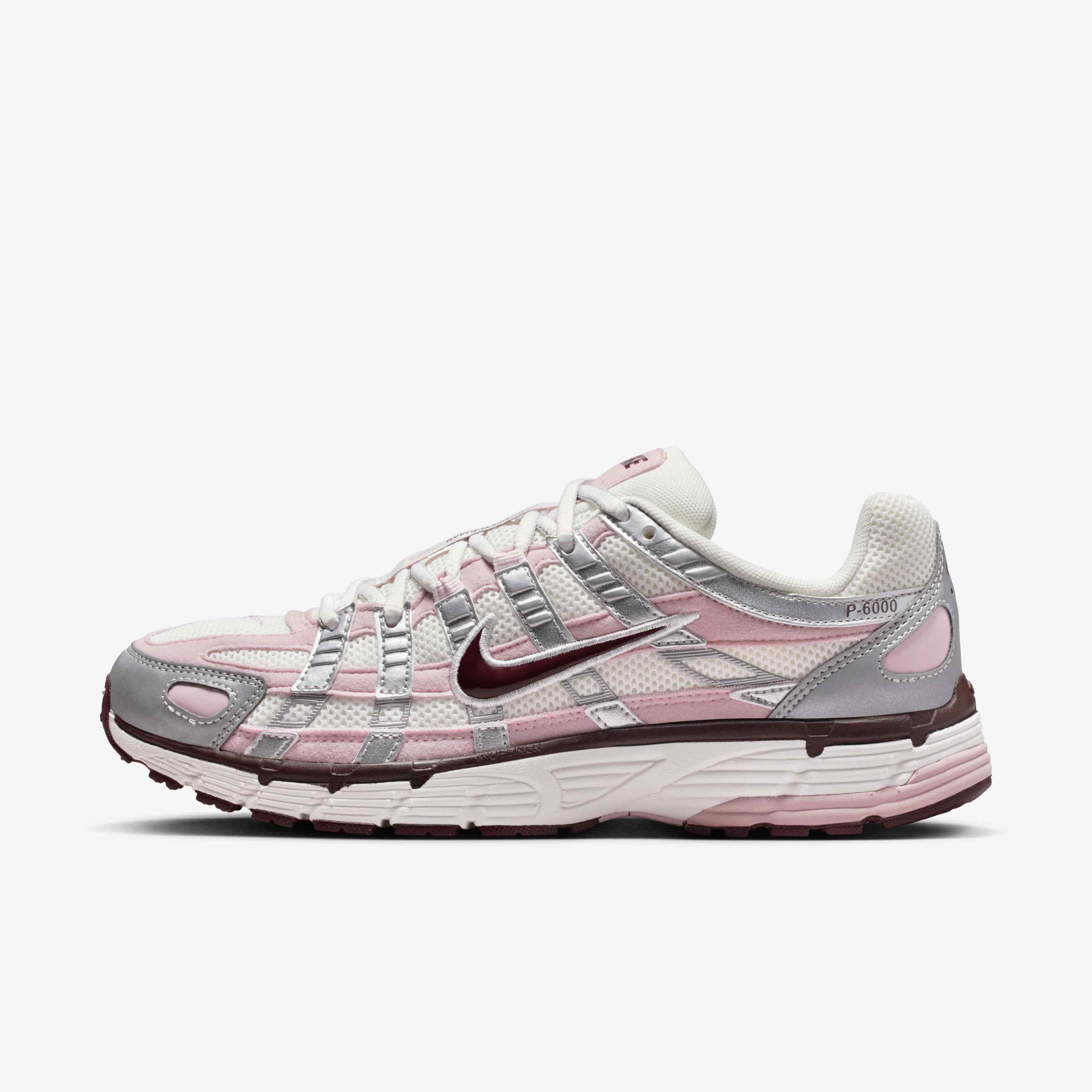 靴 Nike Women's P-6000 llic Summit Nike Women's P-6000 'Metallic Summit White/Red' (HJ9598-100