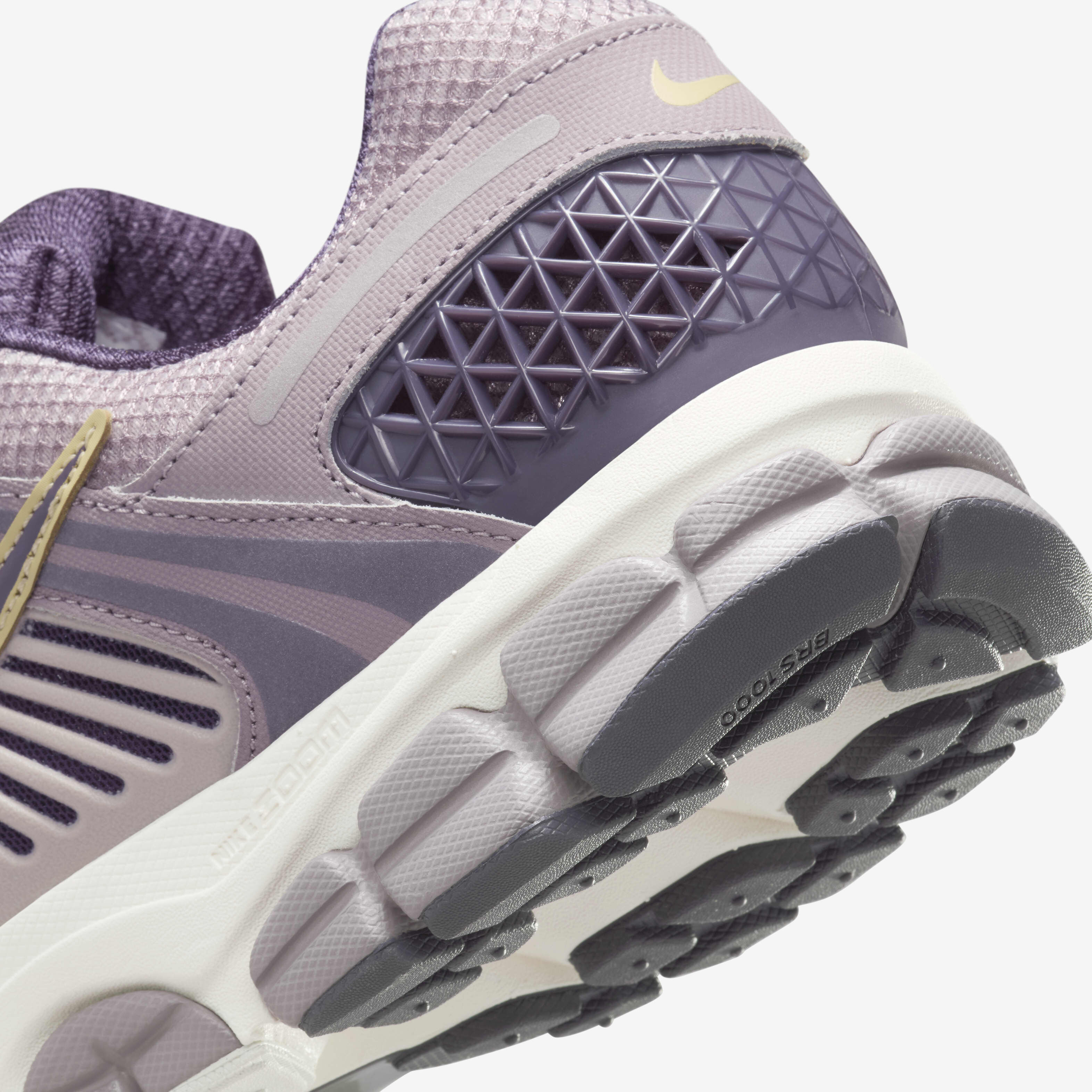 Nike vomero 6 womens online