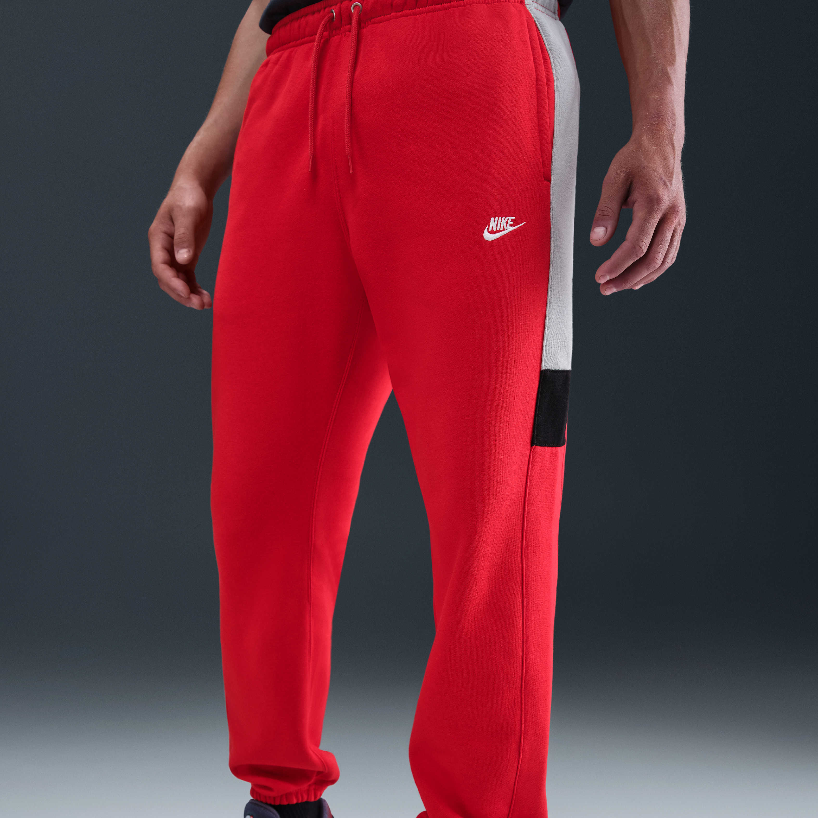 Nike Sportswear Club image number 3