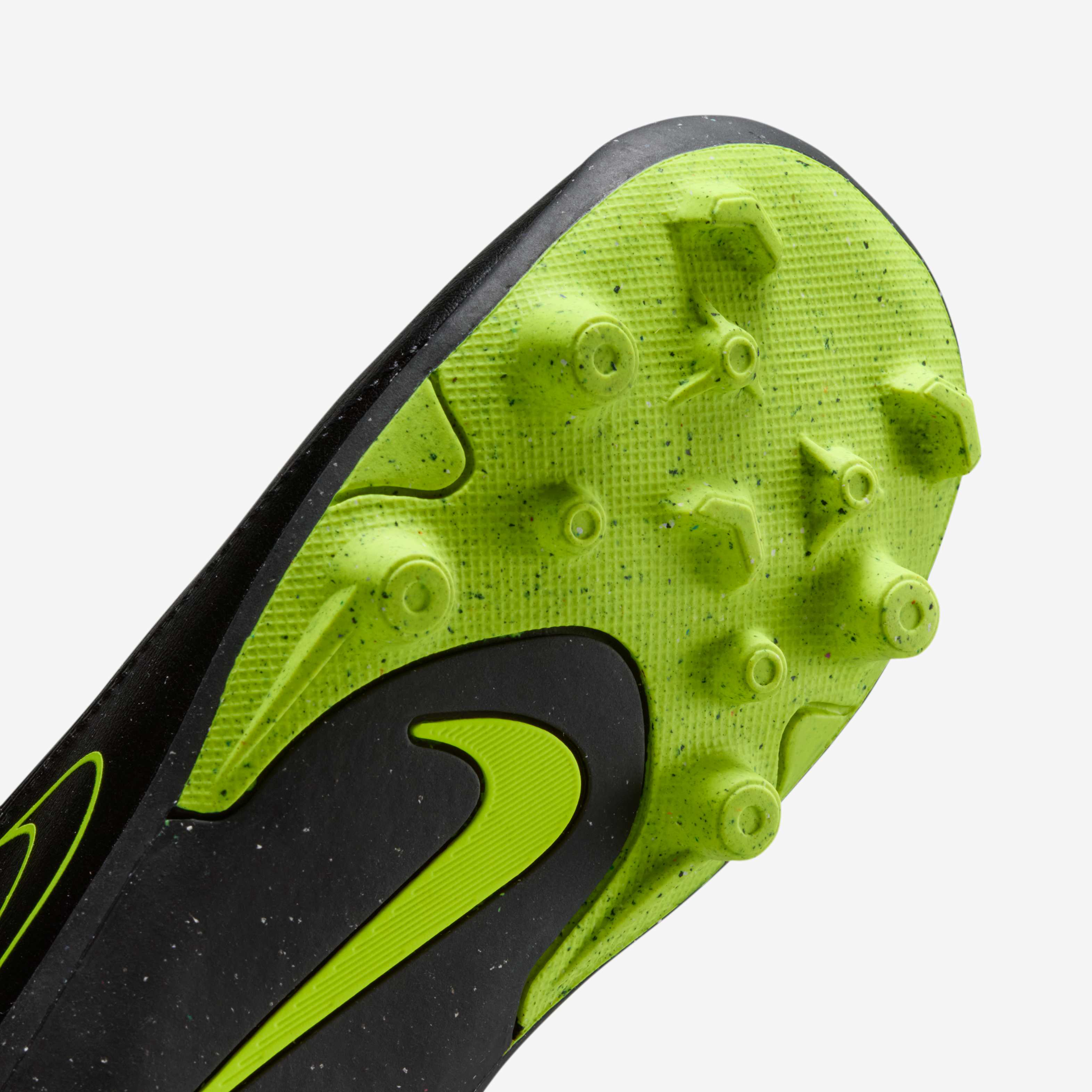 Nike Jr. Tiempo Maestro Club image number 6