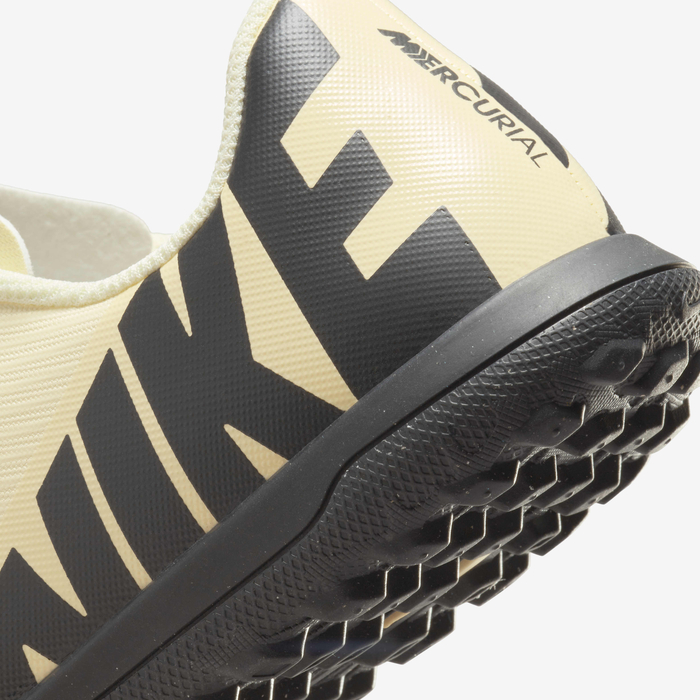 Nike Jr. Mercurial Vapor 15 Club image number 7 Nike Jr. Mercurial Vapor 15 Club image number 7