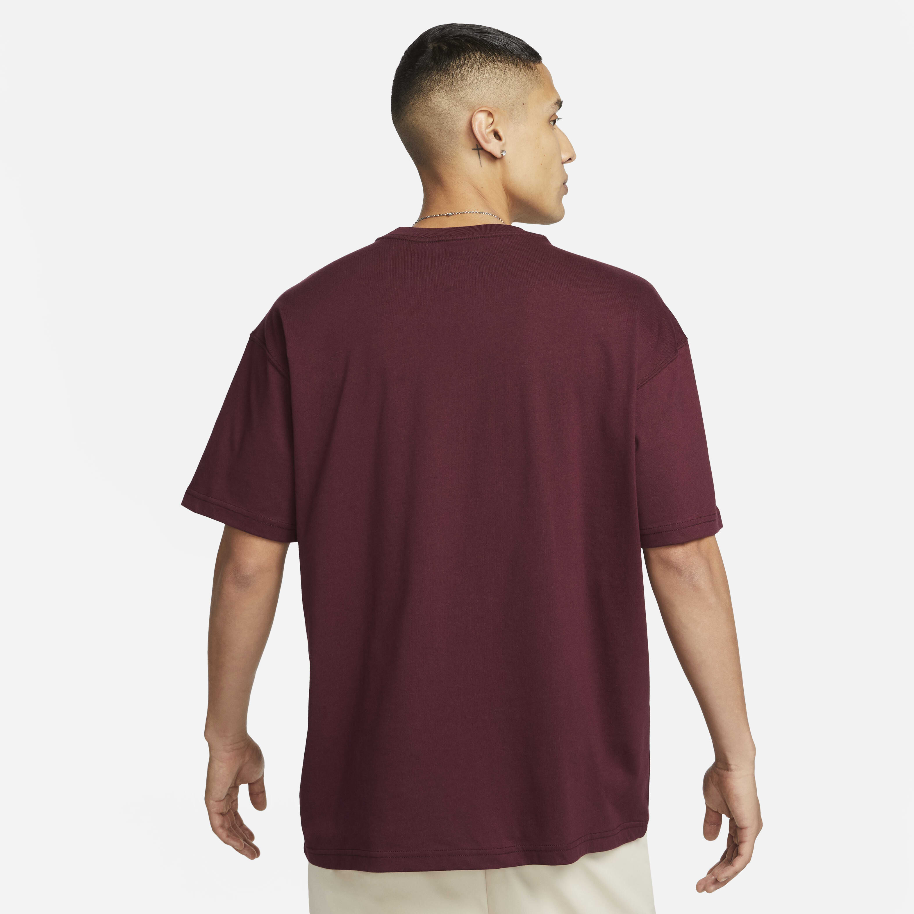 نايكي سبورتسوير image number 1