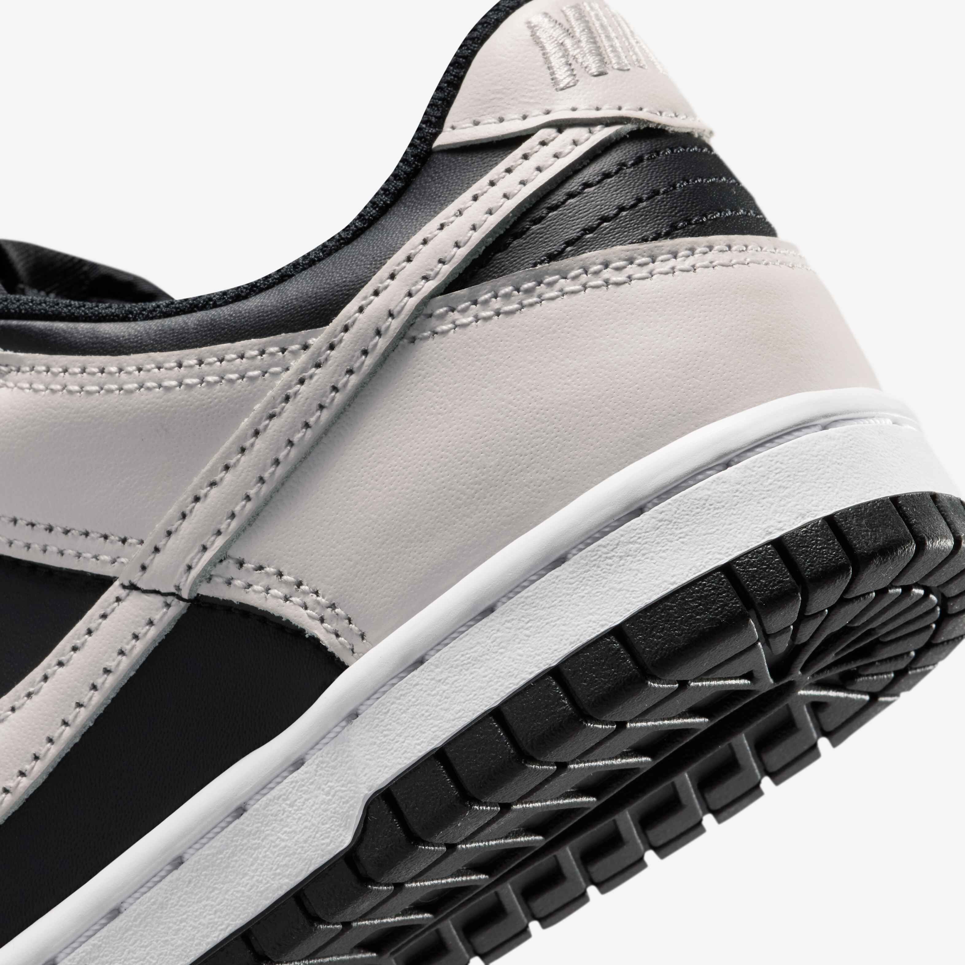 Nike Dunk Low image number 7