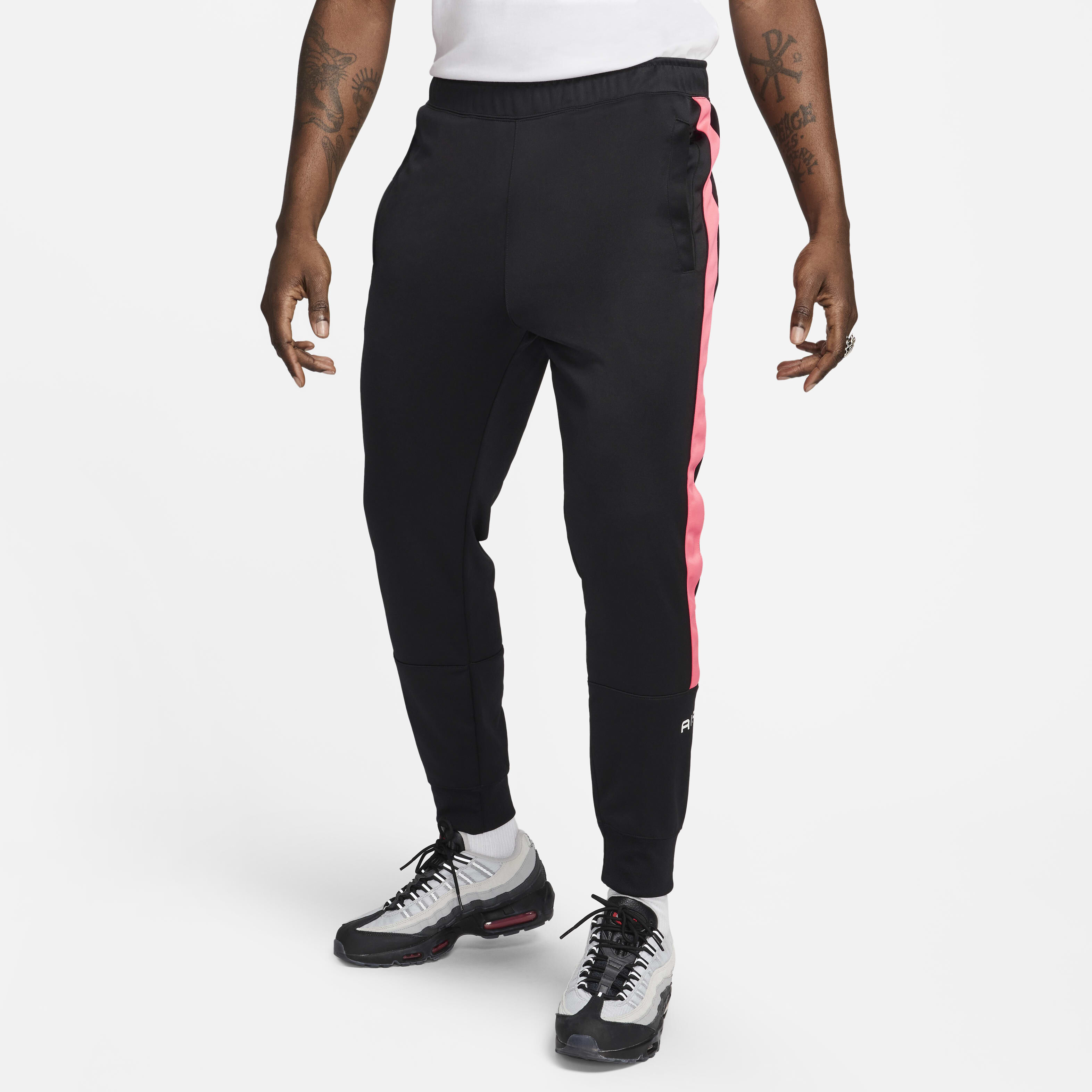 Buy Nike Air Men s Joggers Nike Qatar Official