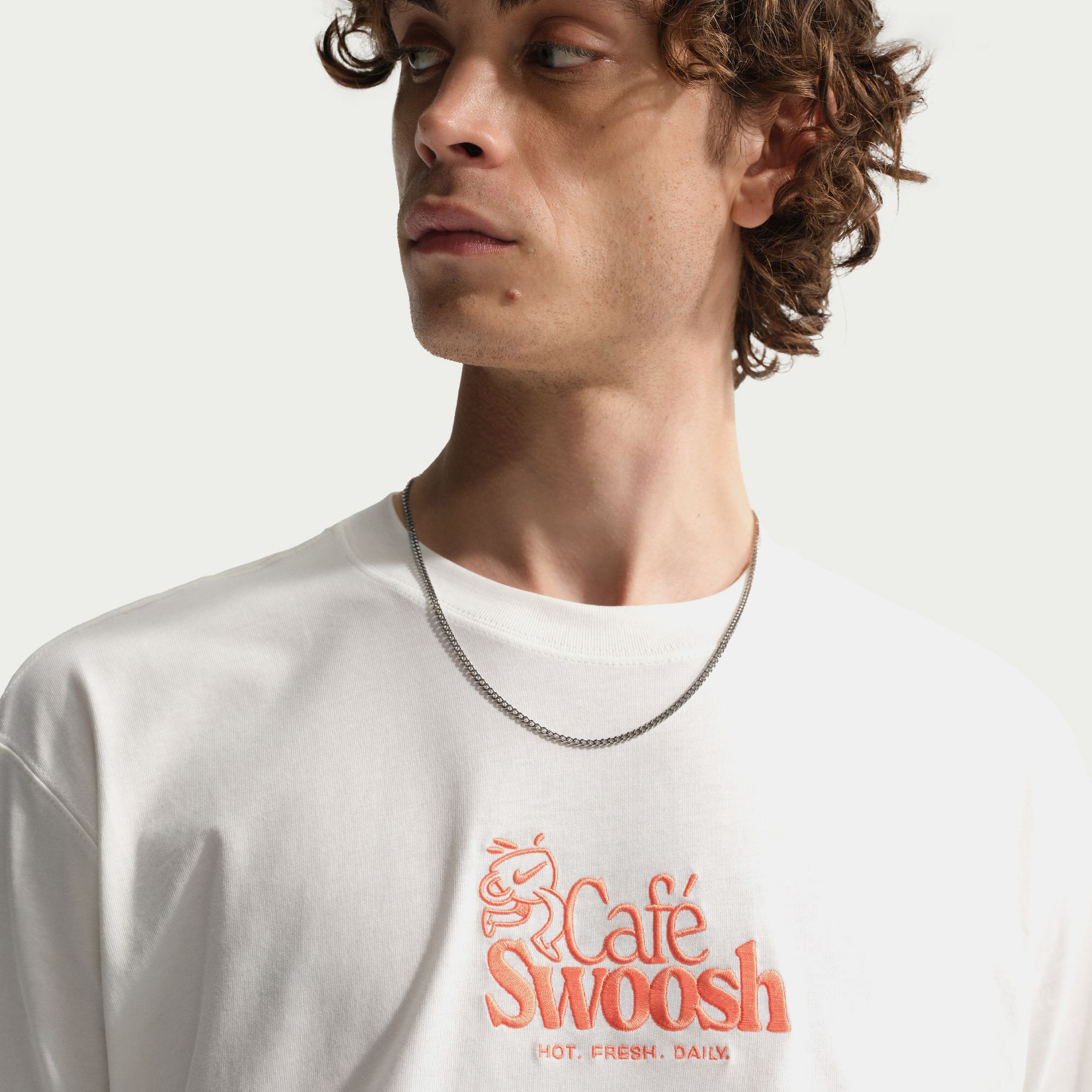 نايكي سبورتسوير image number 4