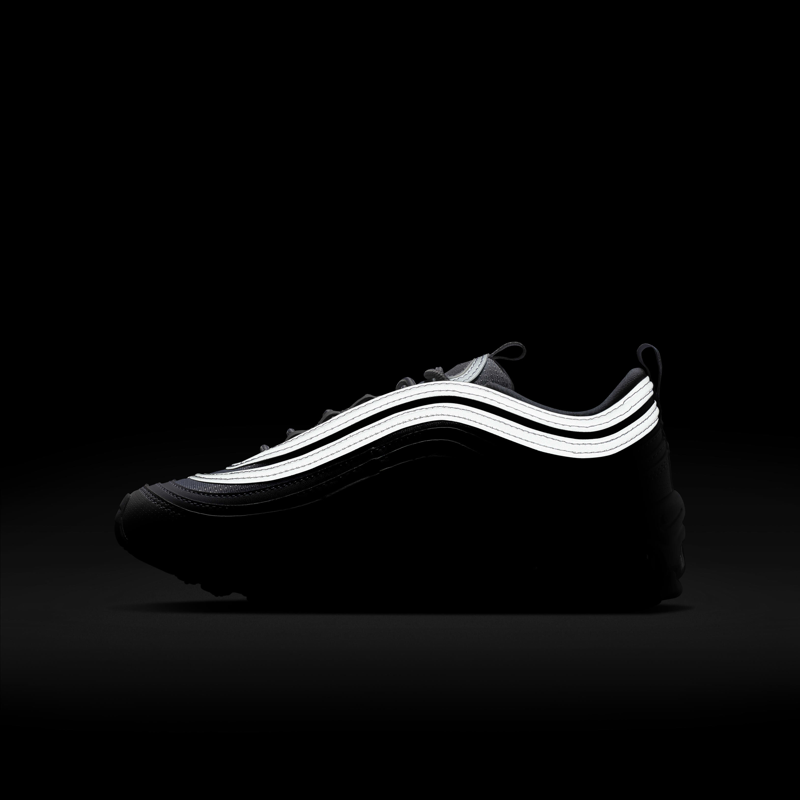 97s black and white junior 2025