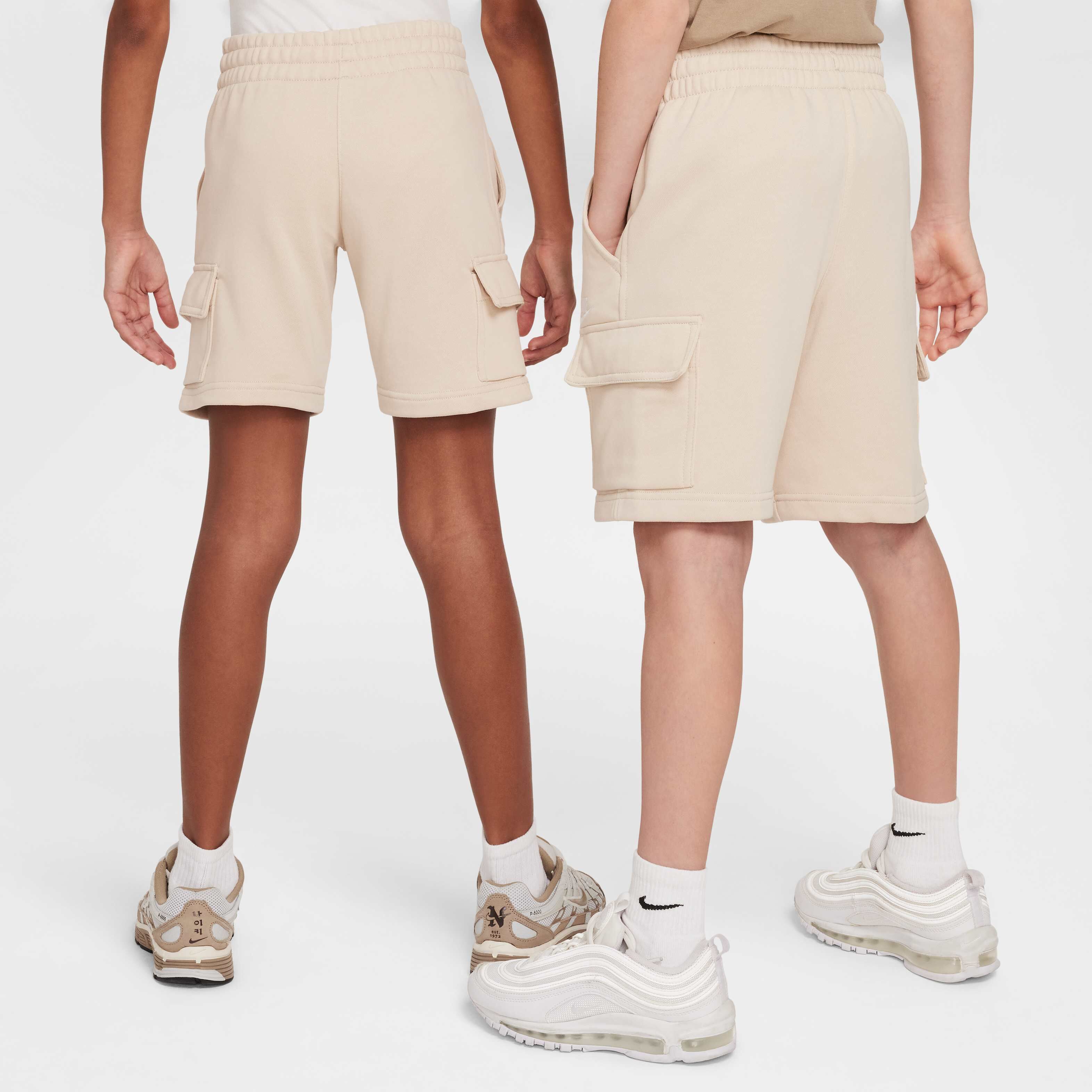 Nike Sportswear Club image number 1