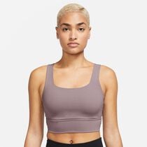 نايكي زينفي