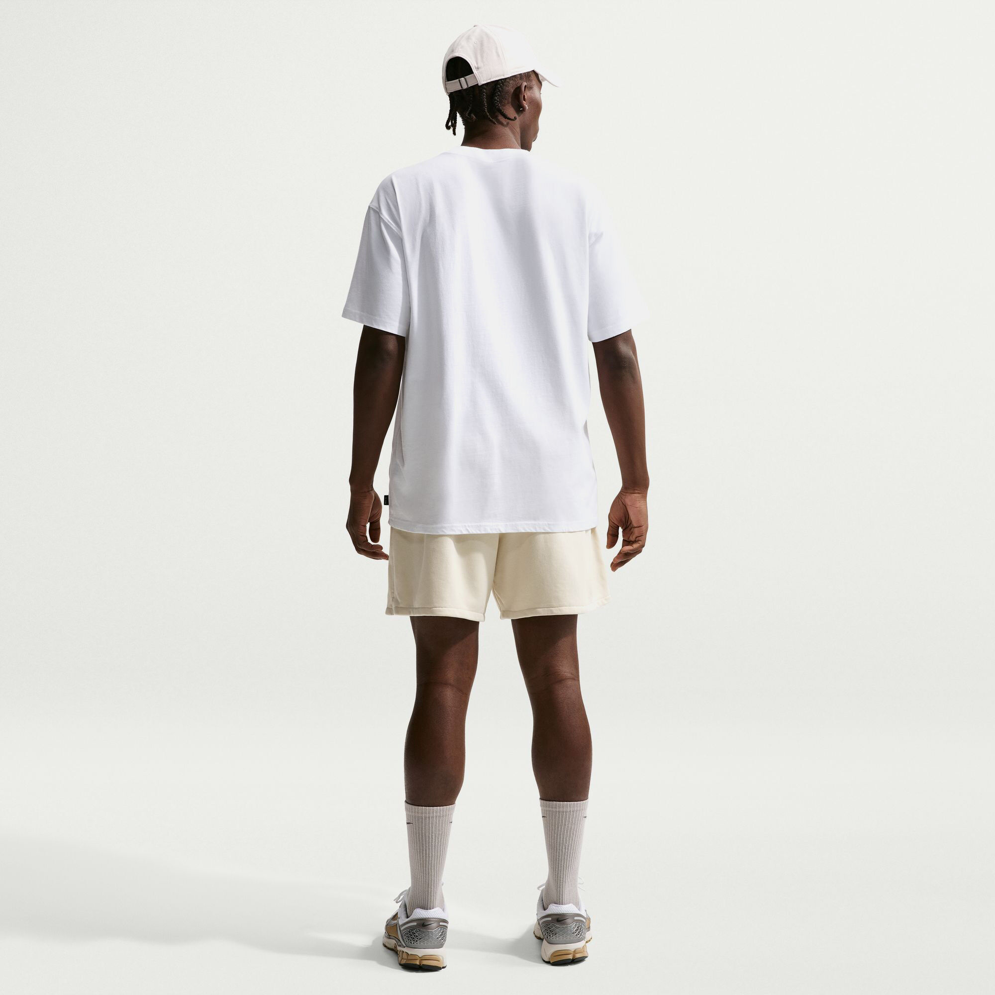 نايكي سبورتسوير image number 1