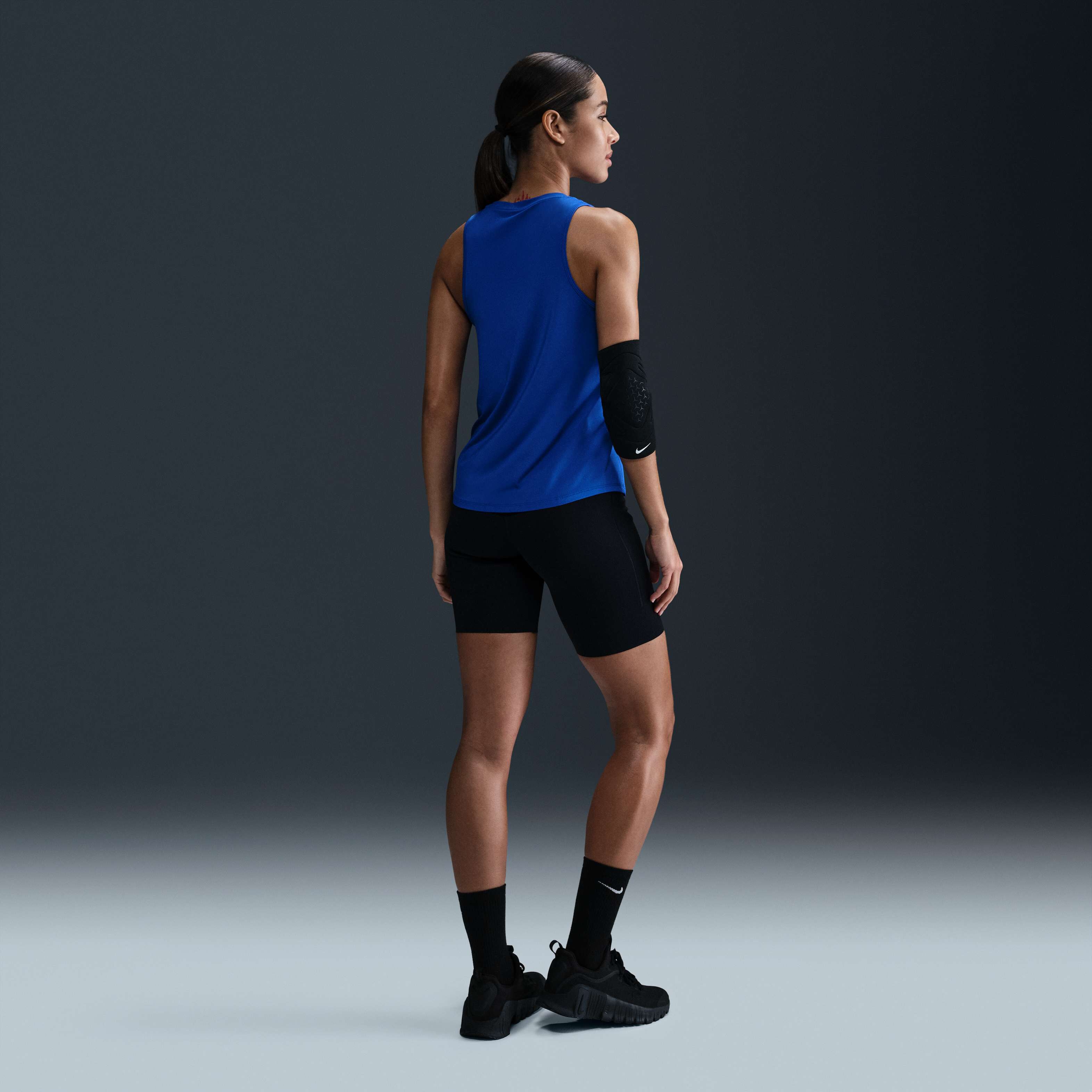 نايكي ون كلاسيك image number 4