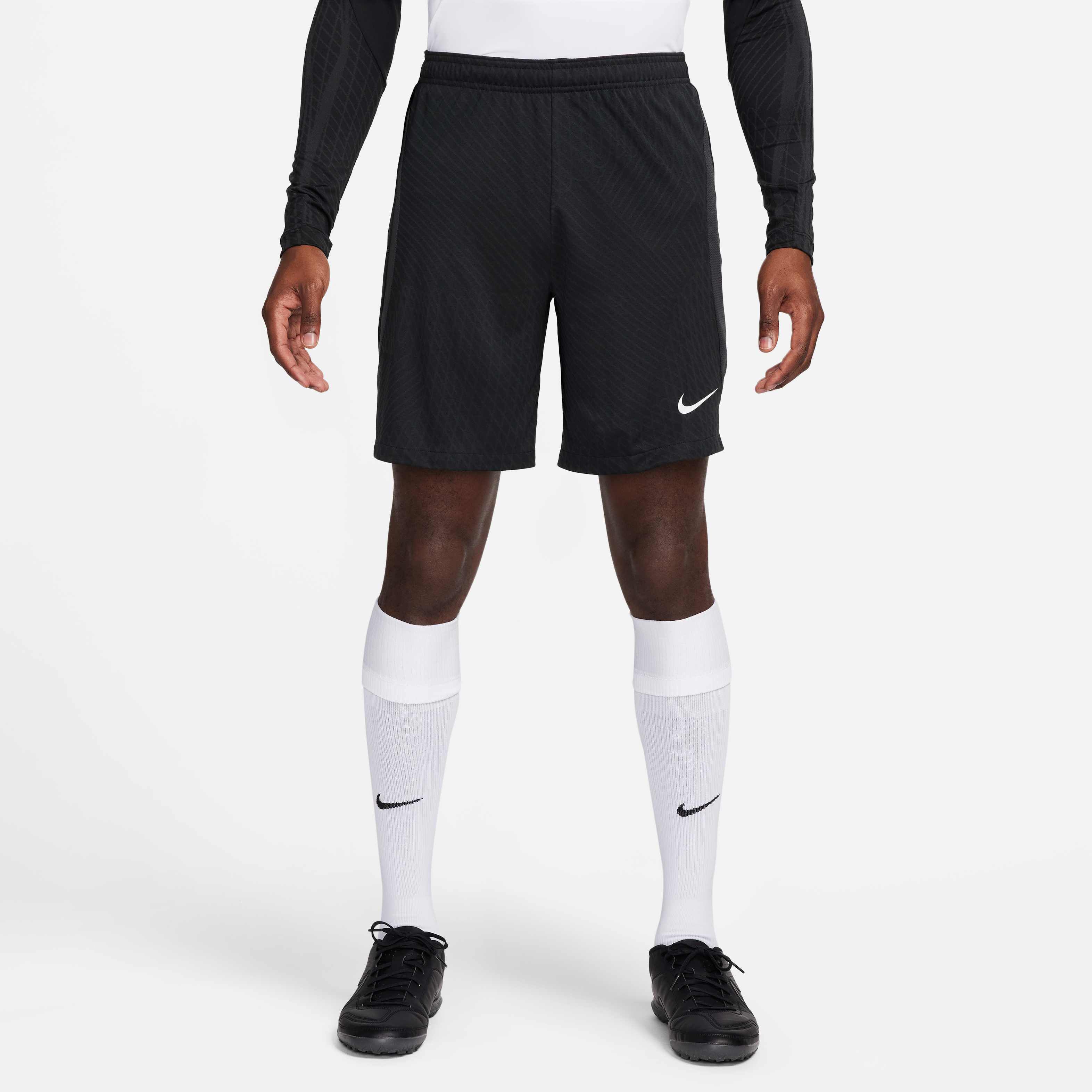 Nike Dri-FIT Strike image number 0
