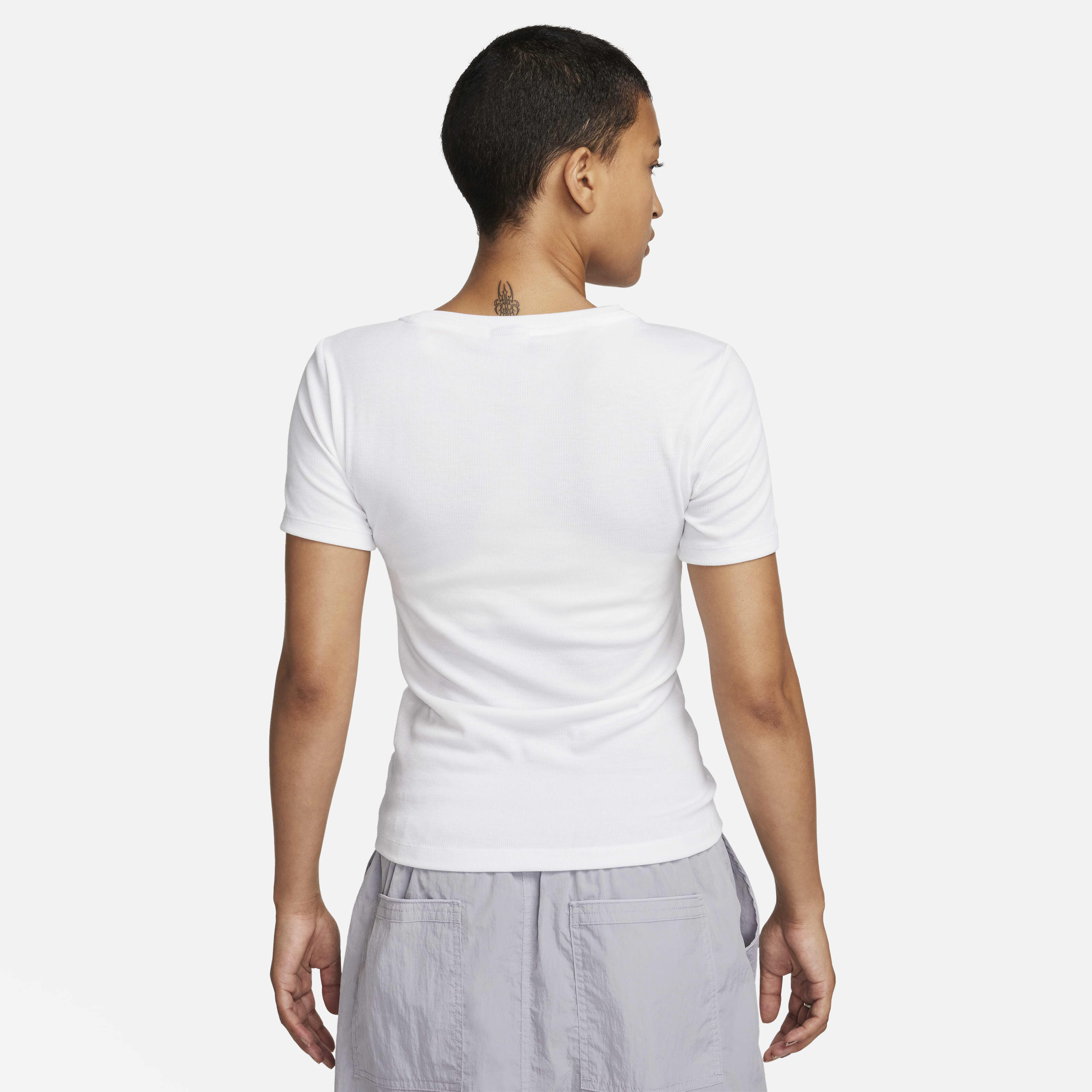 Nike Sportswear Essentials image number 1