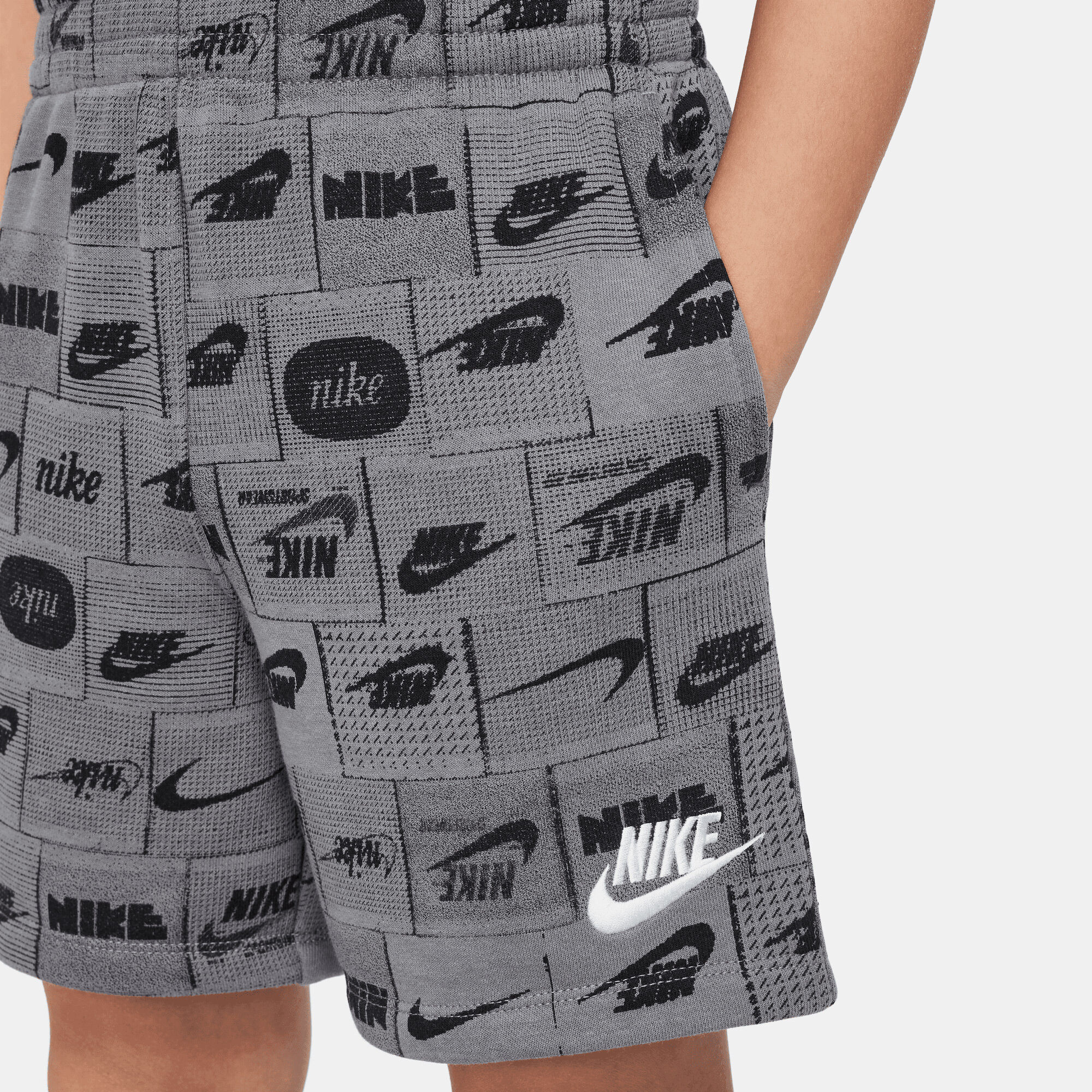 نايكي سبورتسوير كلوب image number 3