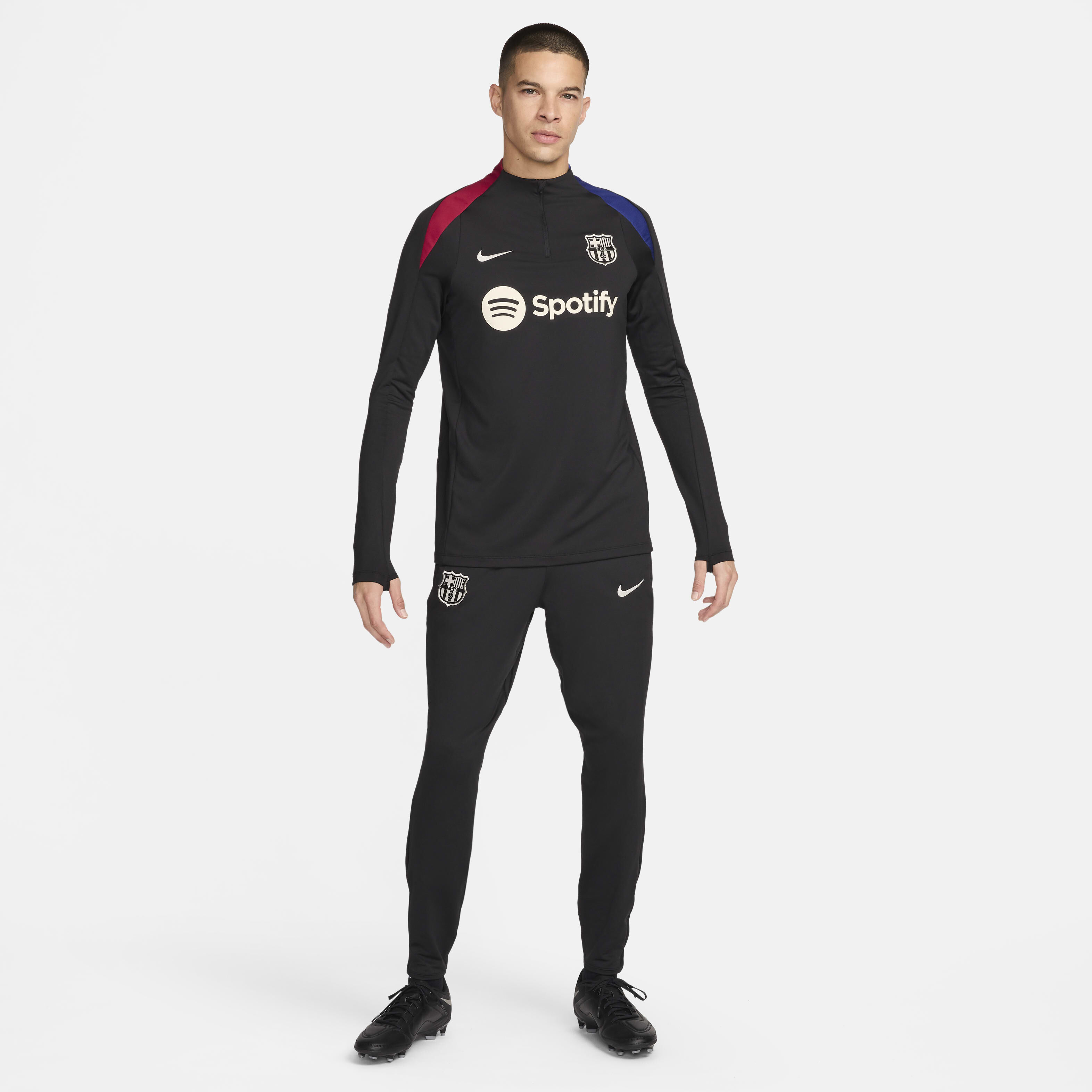 ウェア NIKE Barcelona Dri-FIT Strike setup US S Nike Barcelona Dri-Fit Strike L/S 1/4 Zip Drill Top - String