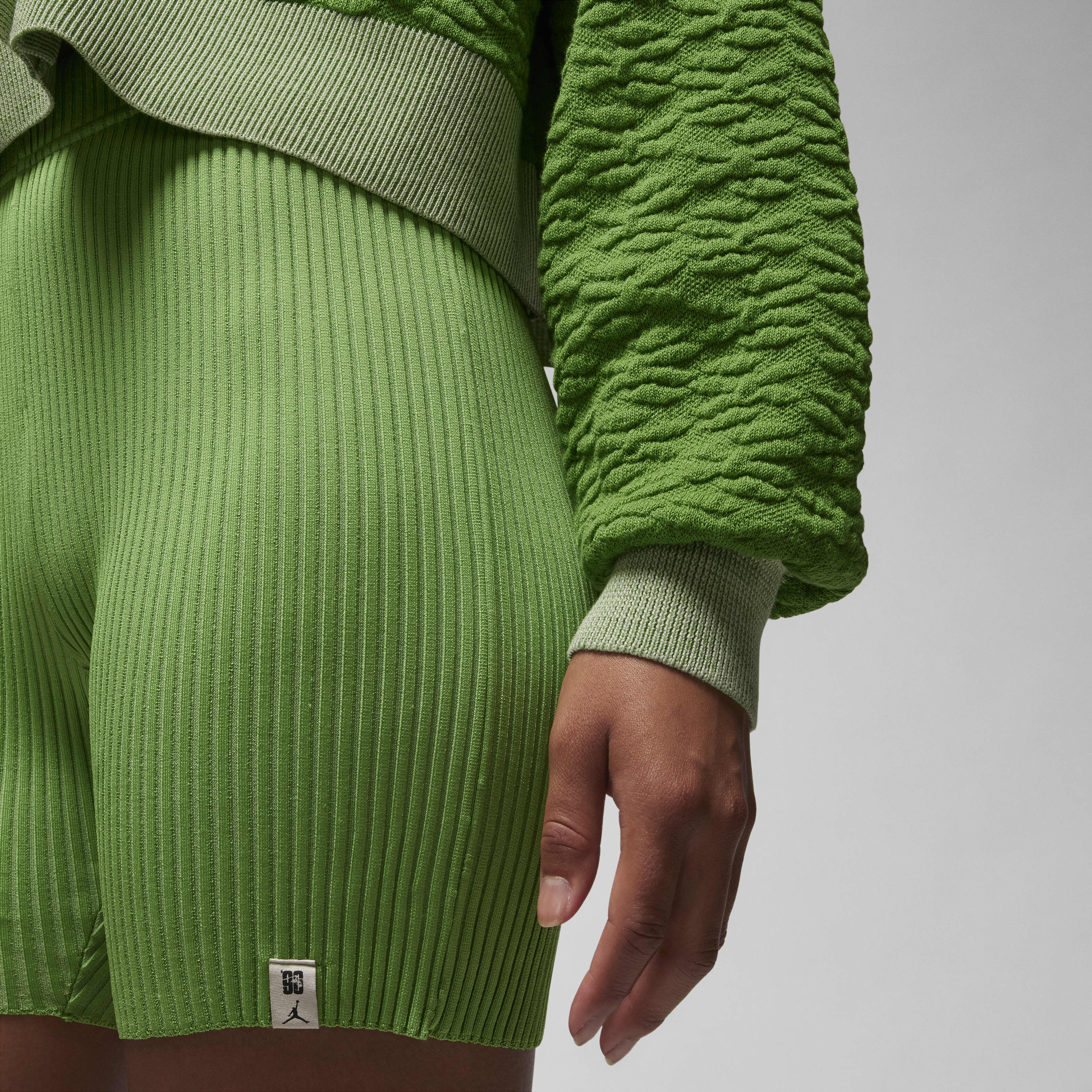 Jordan x UNION x Bephies Beauty Supply image number 5