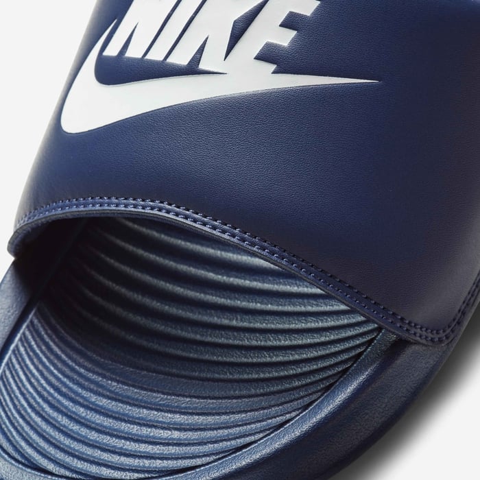 Nike Victori One image number 5 Nike Victori One image number 5