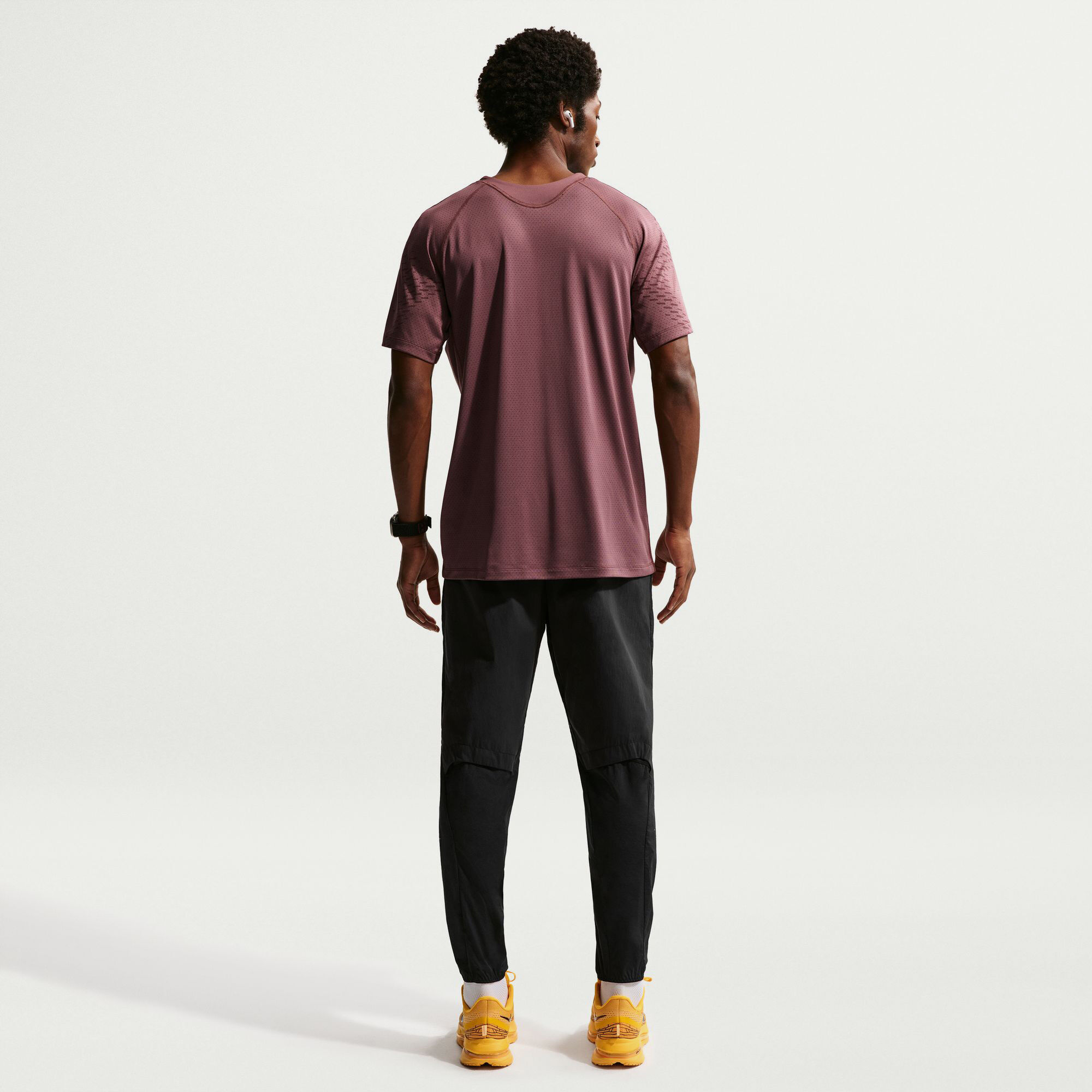 نايكي سترايد image number 1