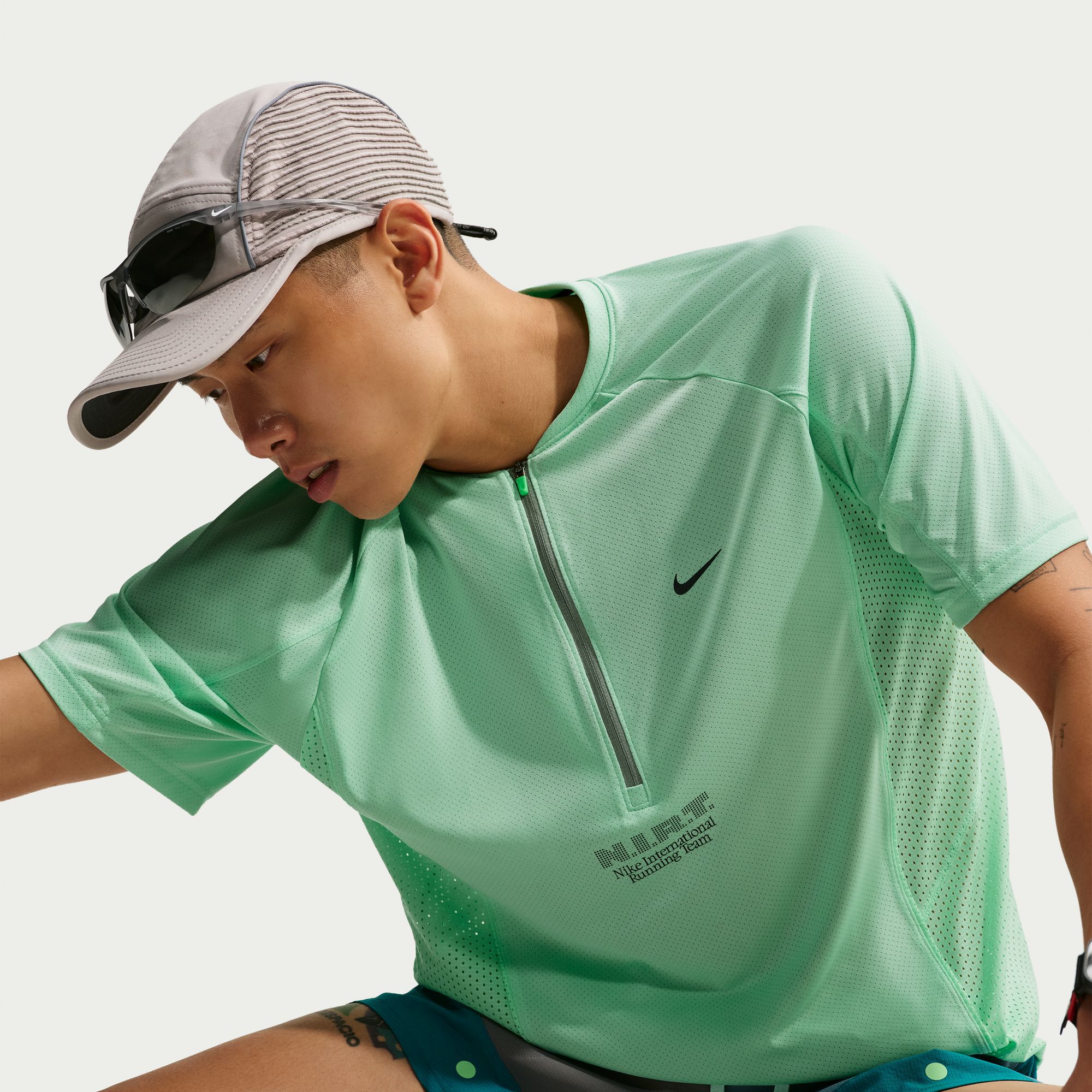 Nike  image number 4