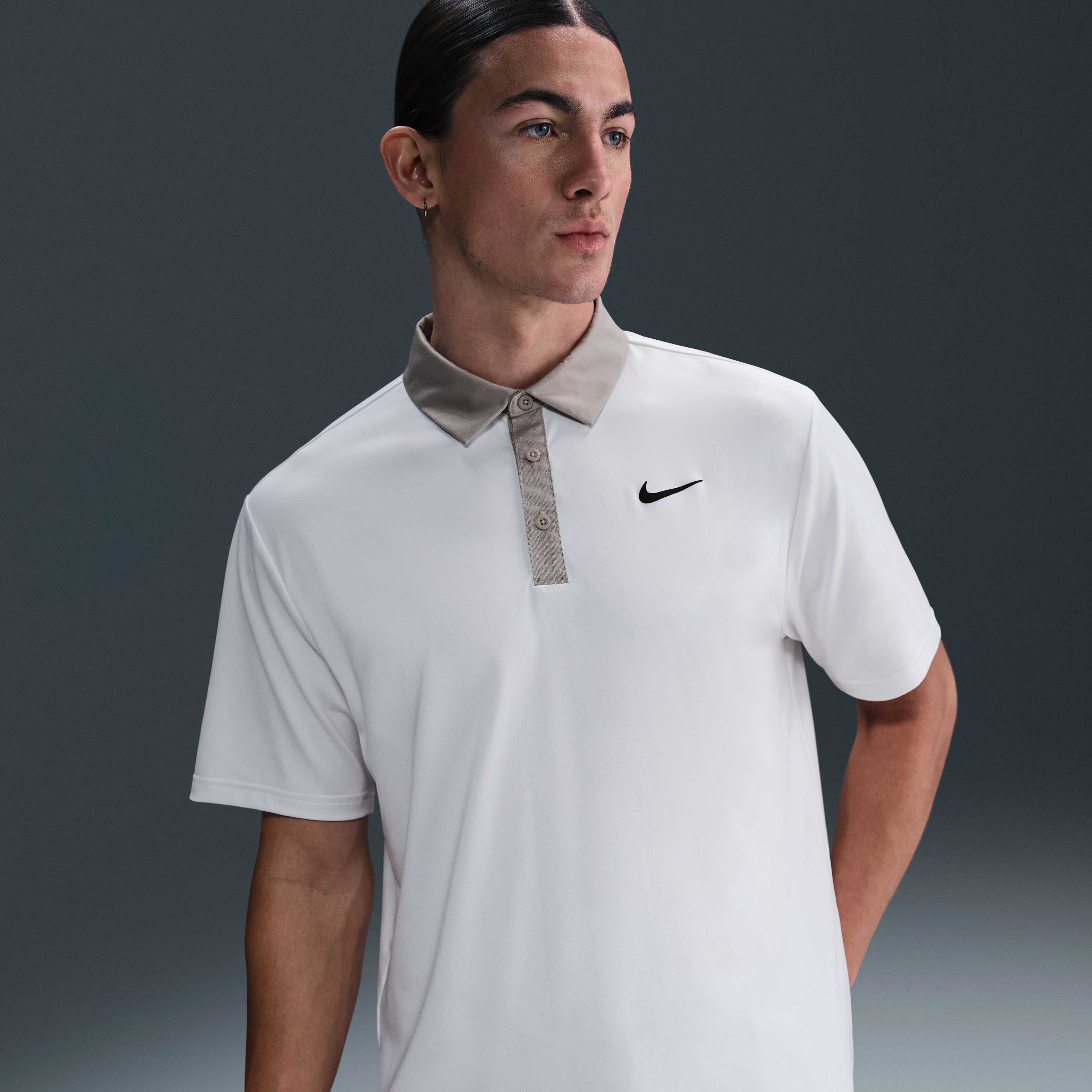 Nike Tour image number 0