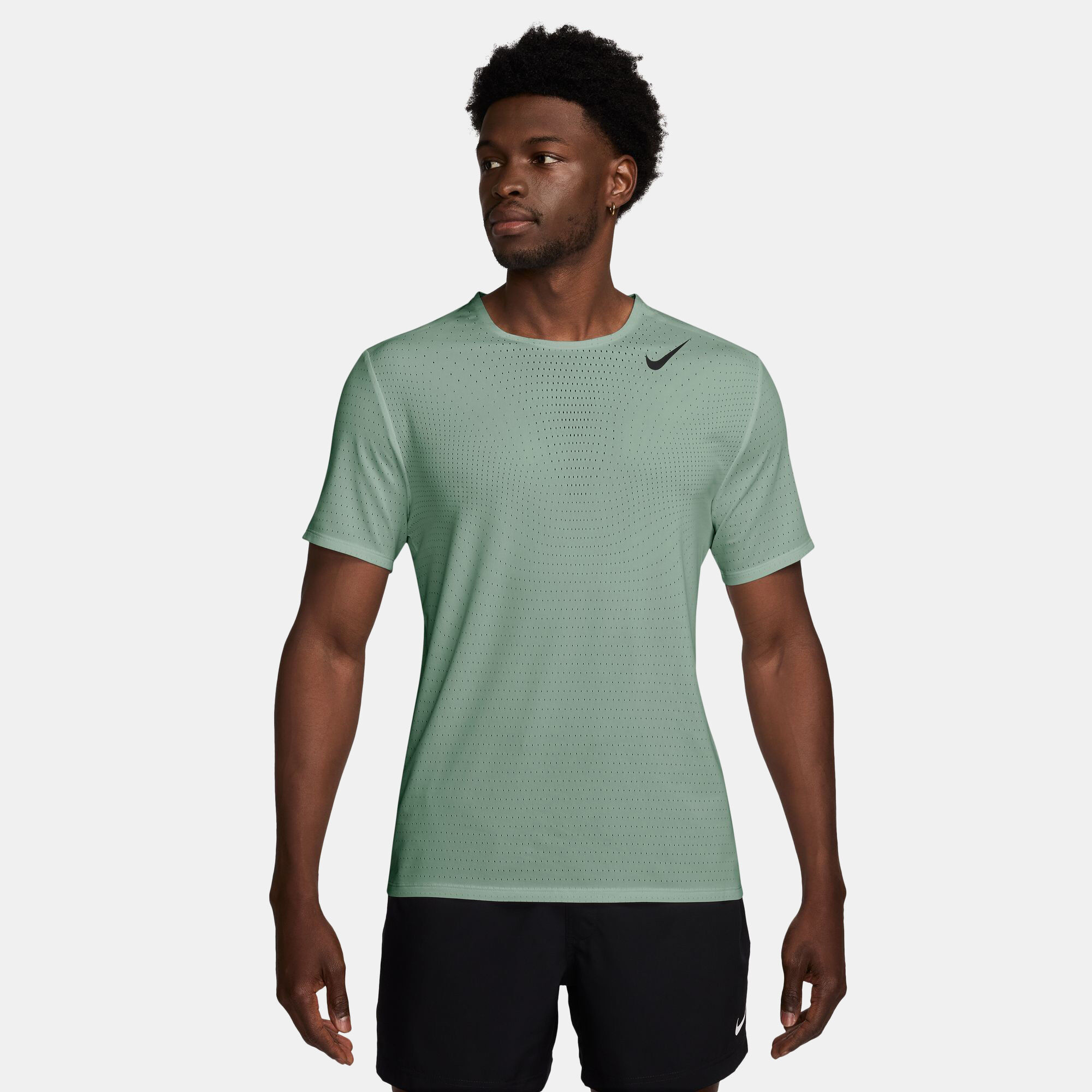 Nike AeroSwift image number 0