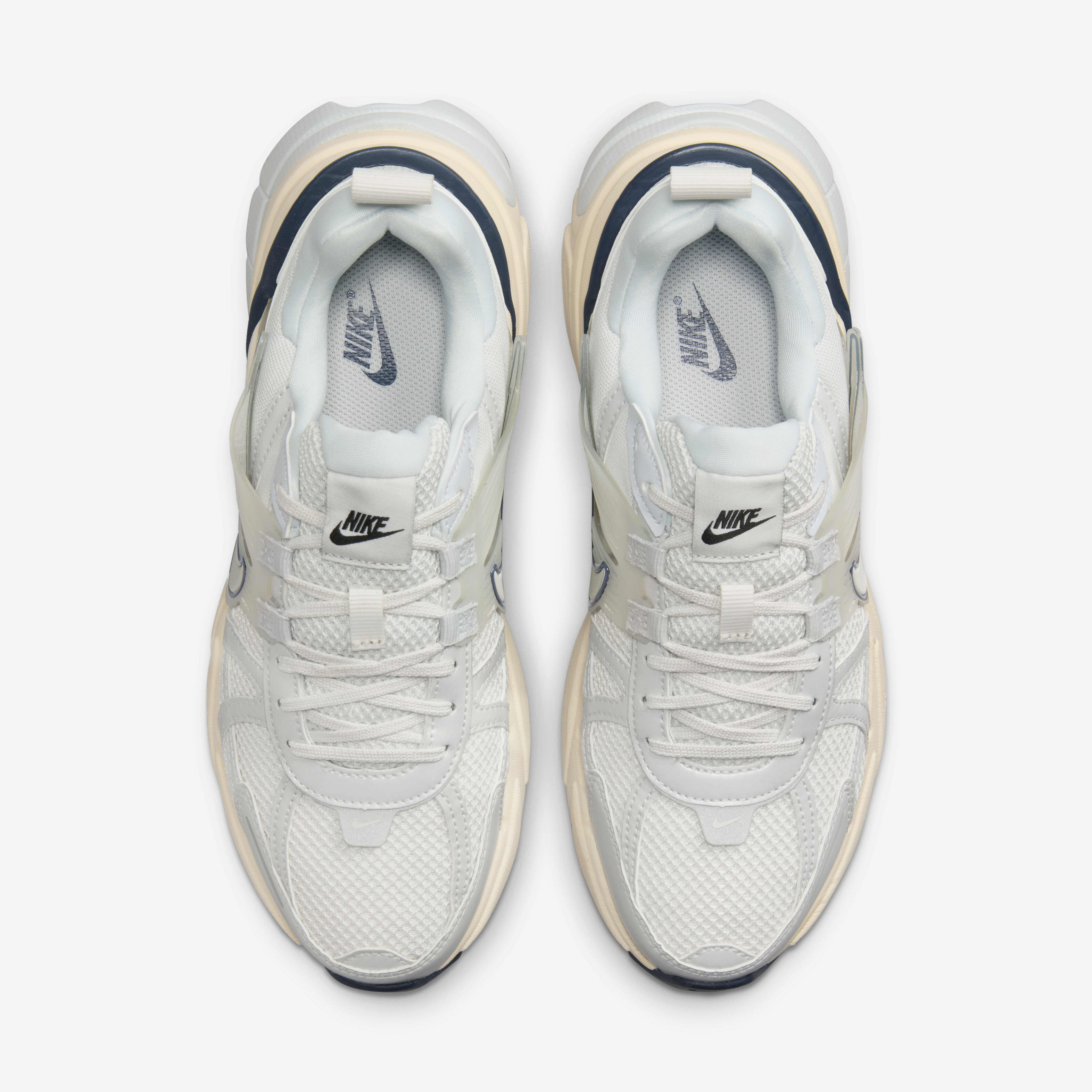 V2K Run Shoes image number 3