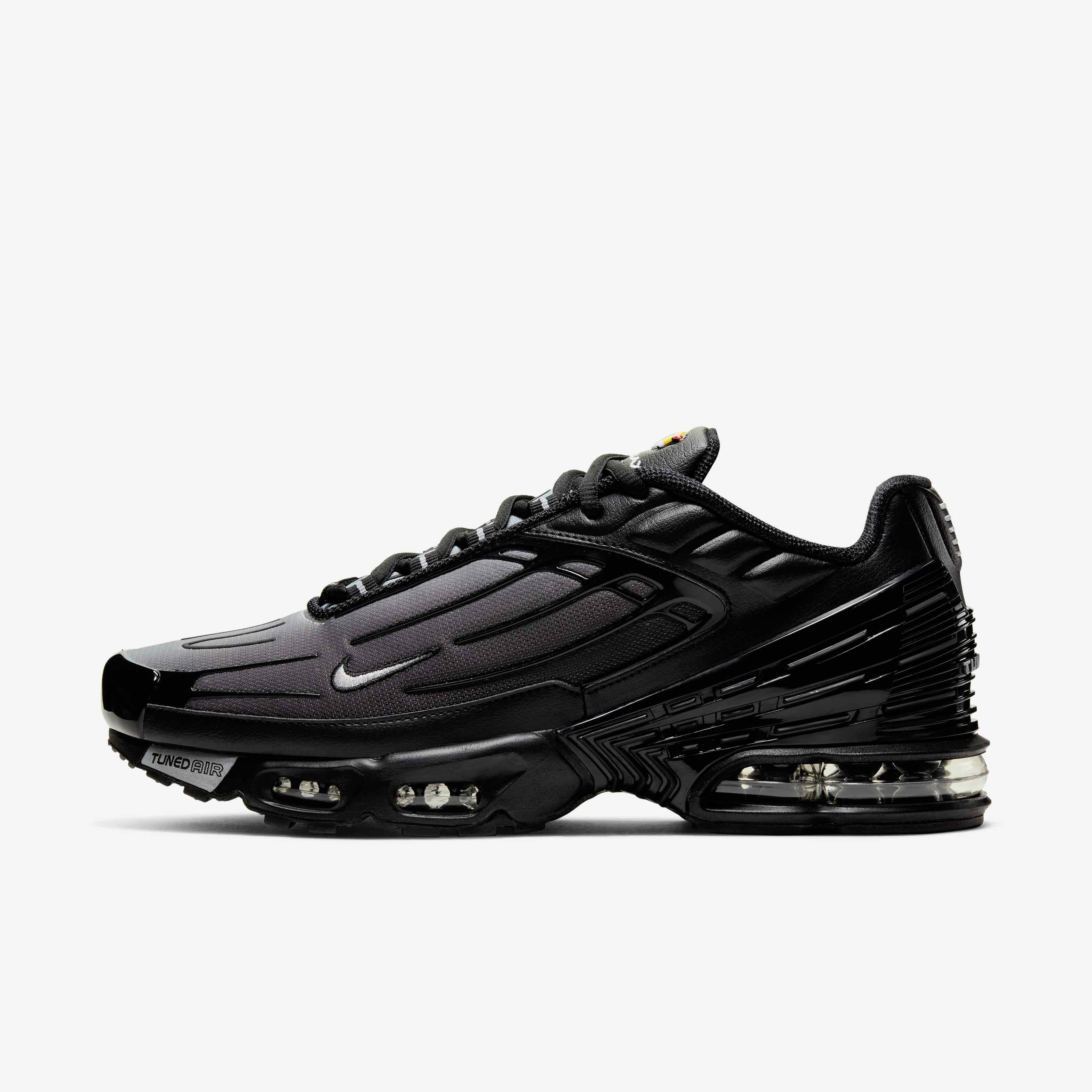 円堂守着用　NIKE AIR MAX Plus triple black 26 Nike Air Max Plus TN Tuned Triple Black Blackout All 604133