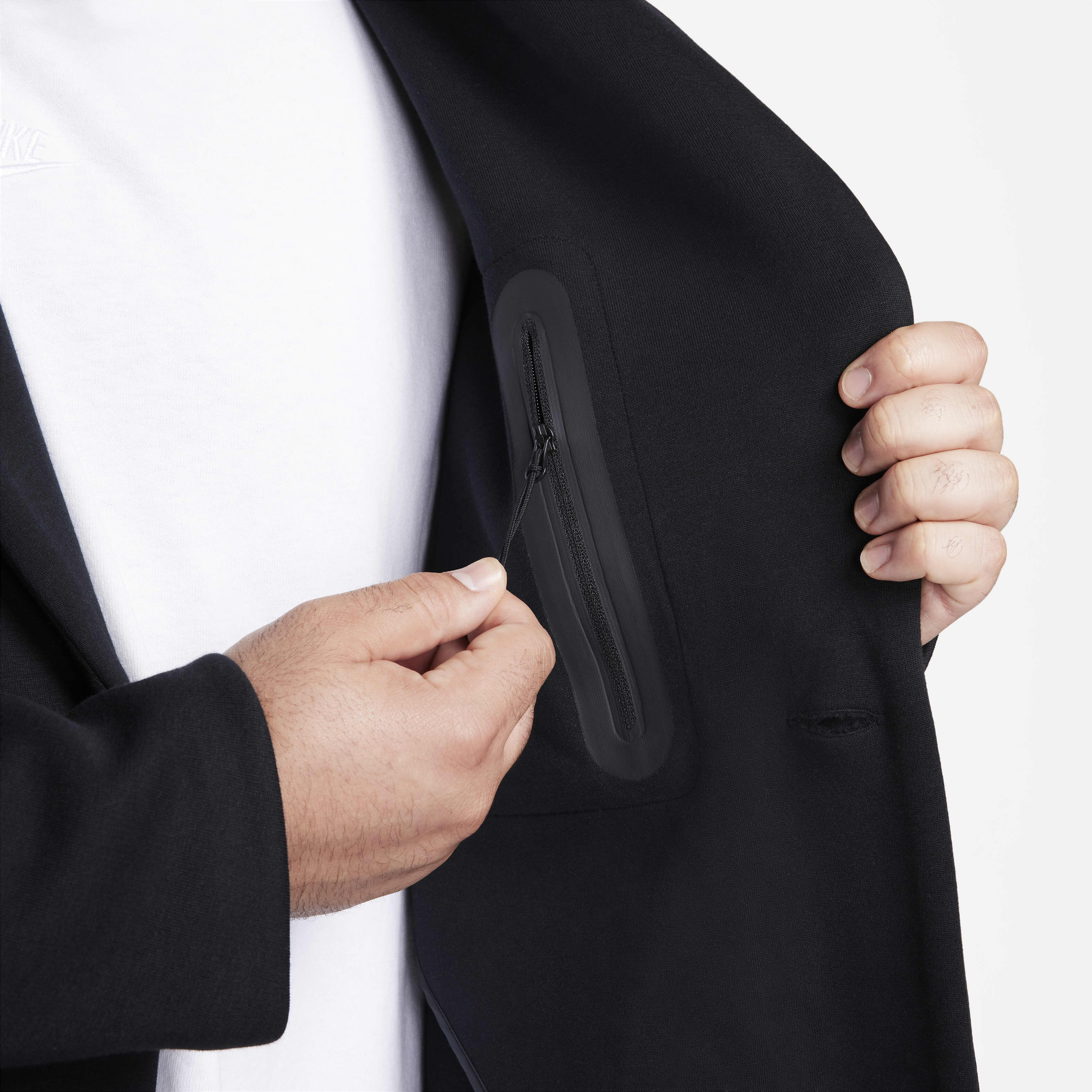 نايكي سبورتسوير تَك فليس ري-ايماجنيد image number 17