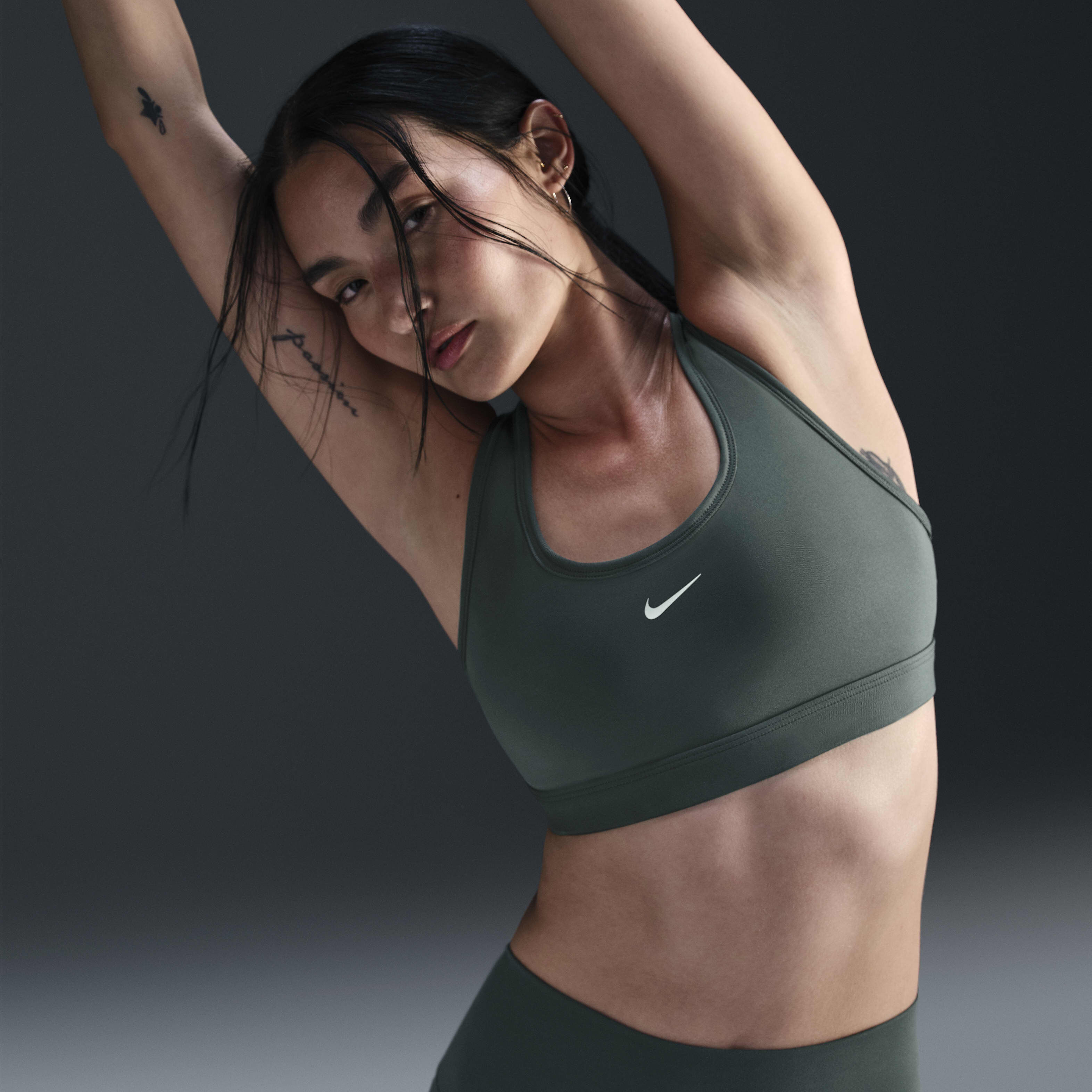 Nike Swoosh Light Support image number 0