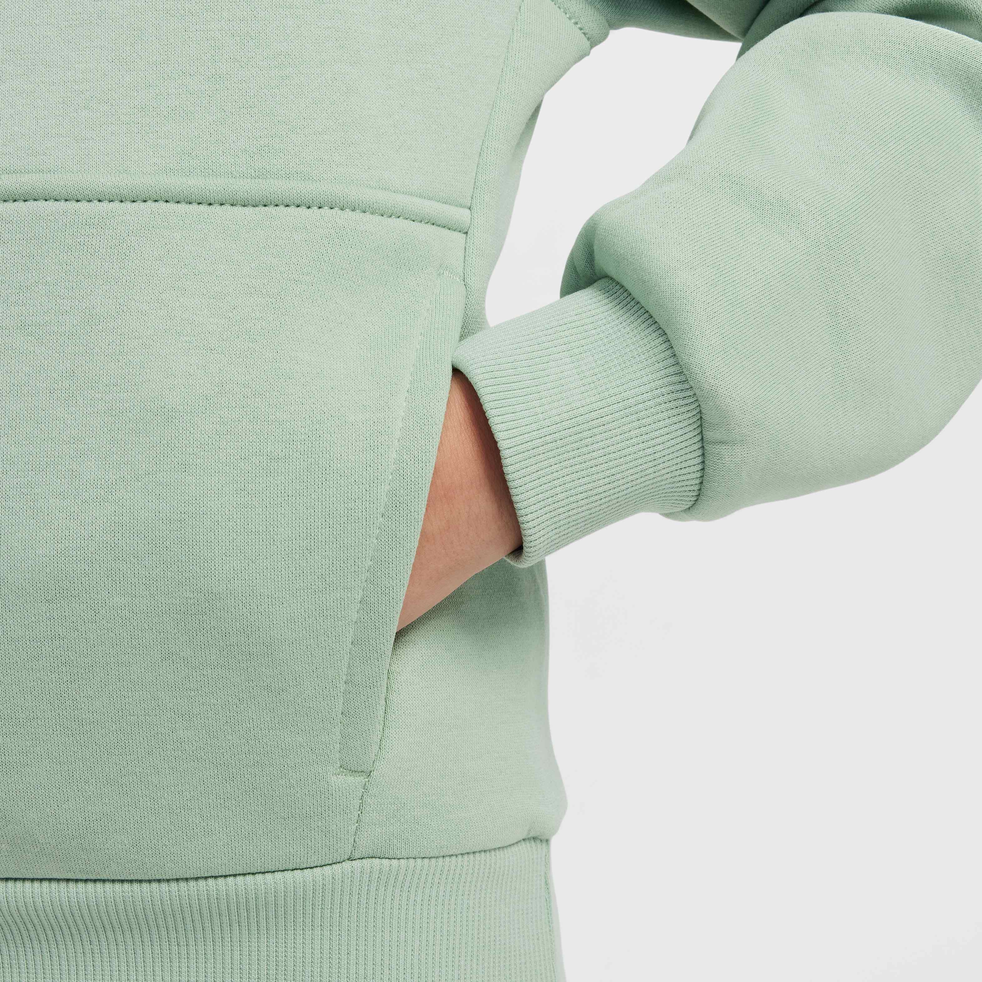 نايكي سبورتسوير كلوب فليس image number 4