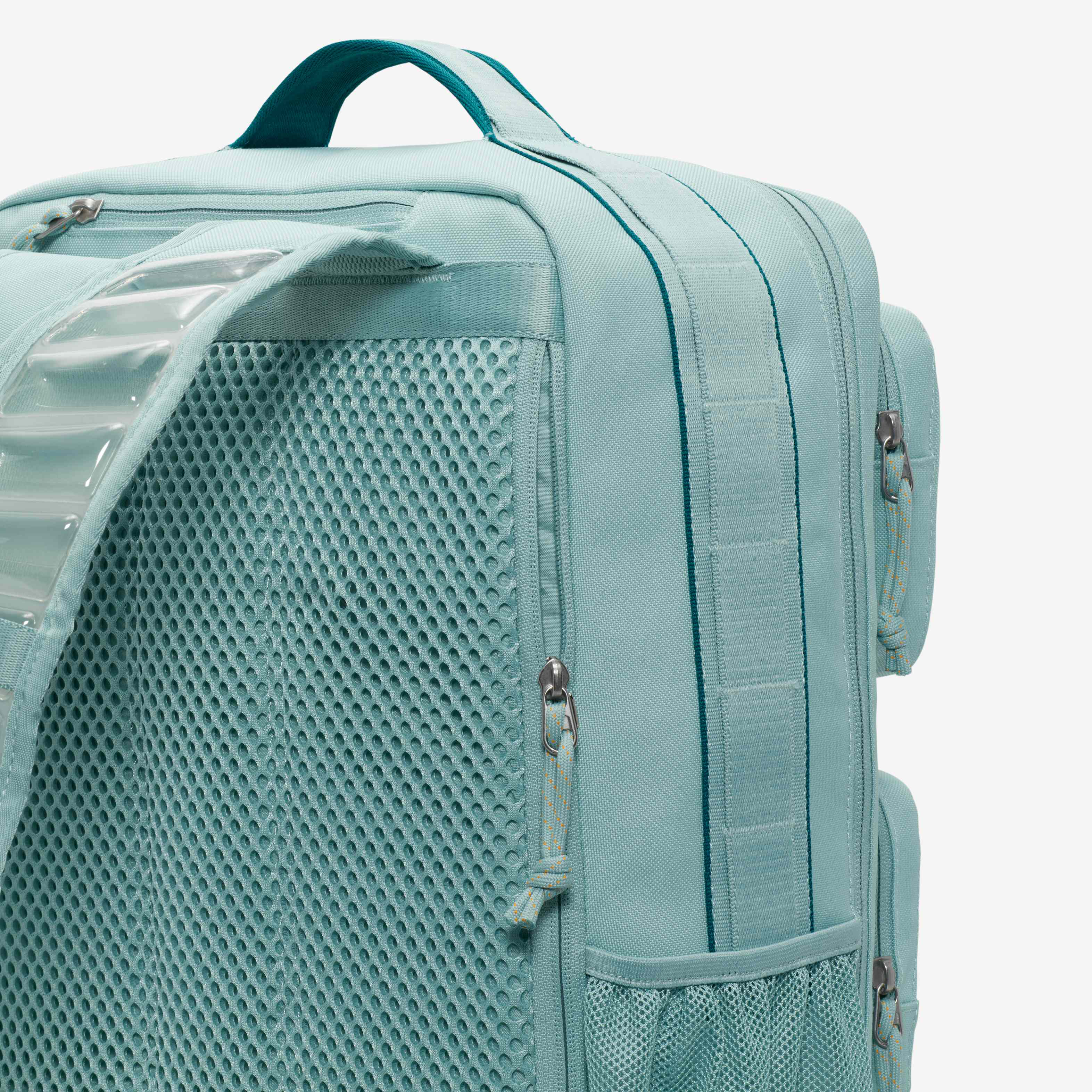 نايكي يوتيليتي سبيد image number 8