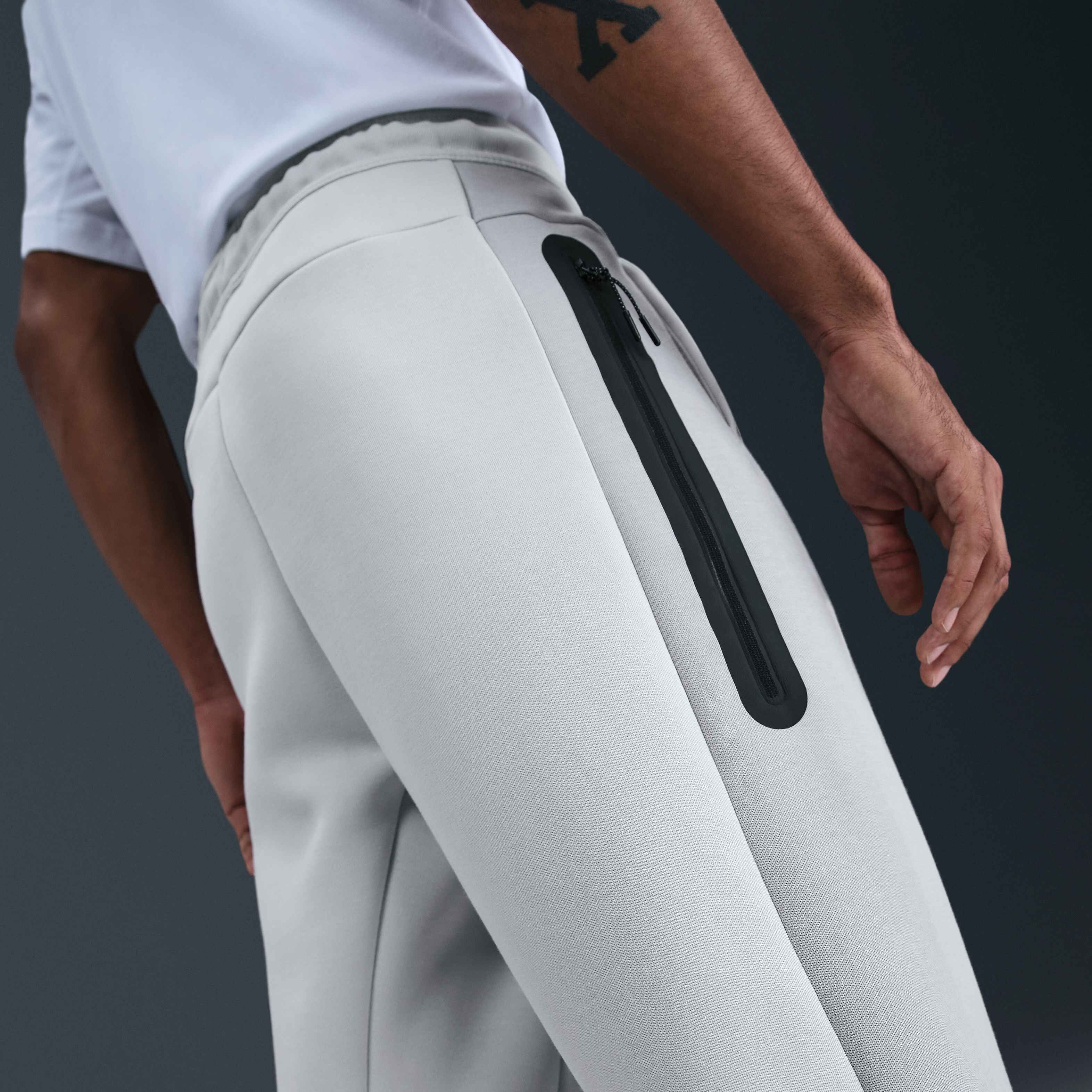 نايكي تك image number 2