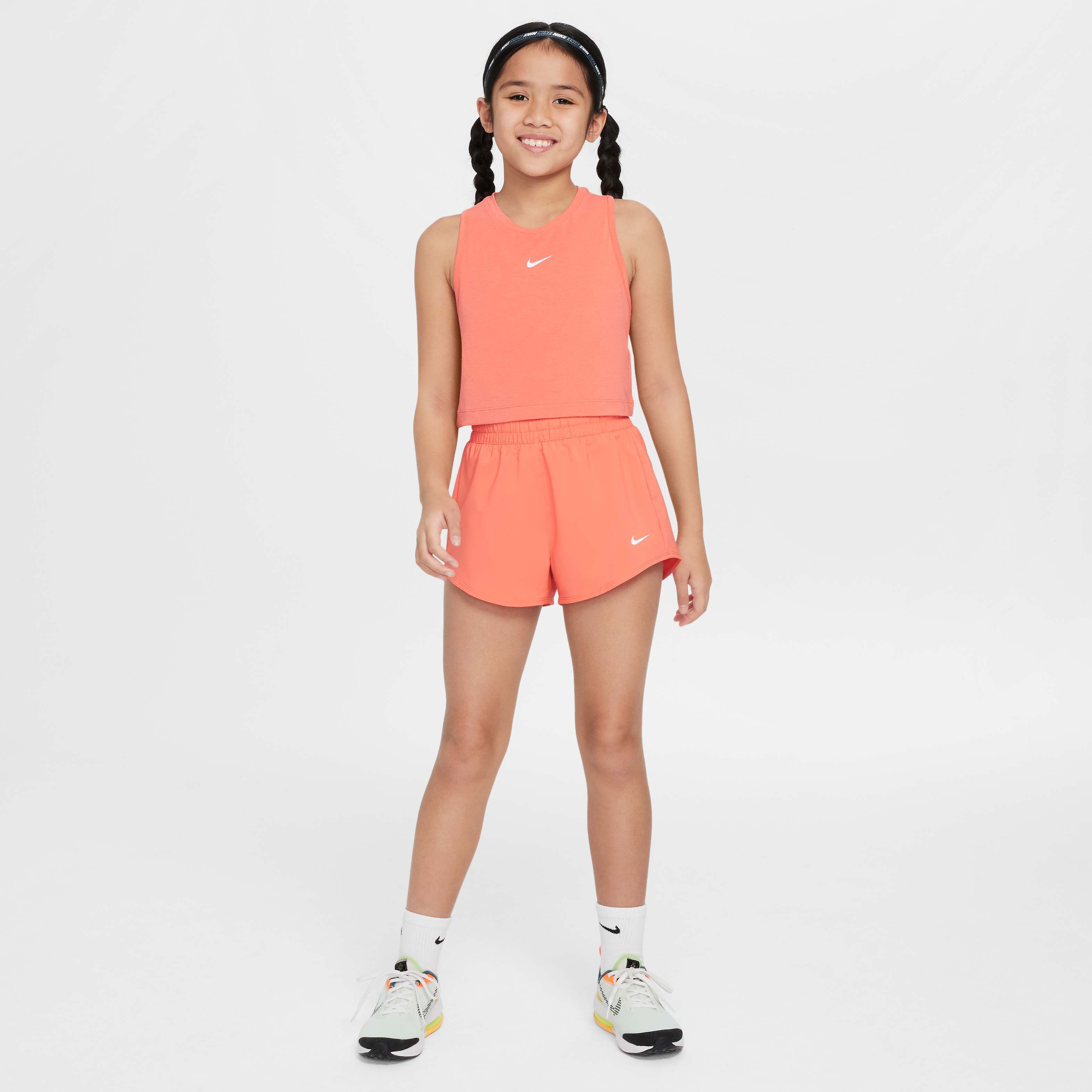 Nike Pro image number 4