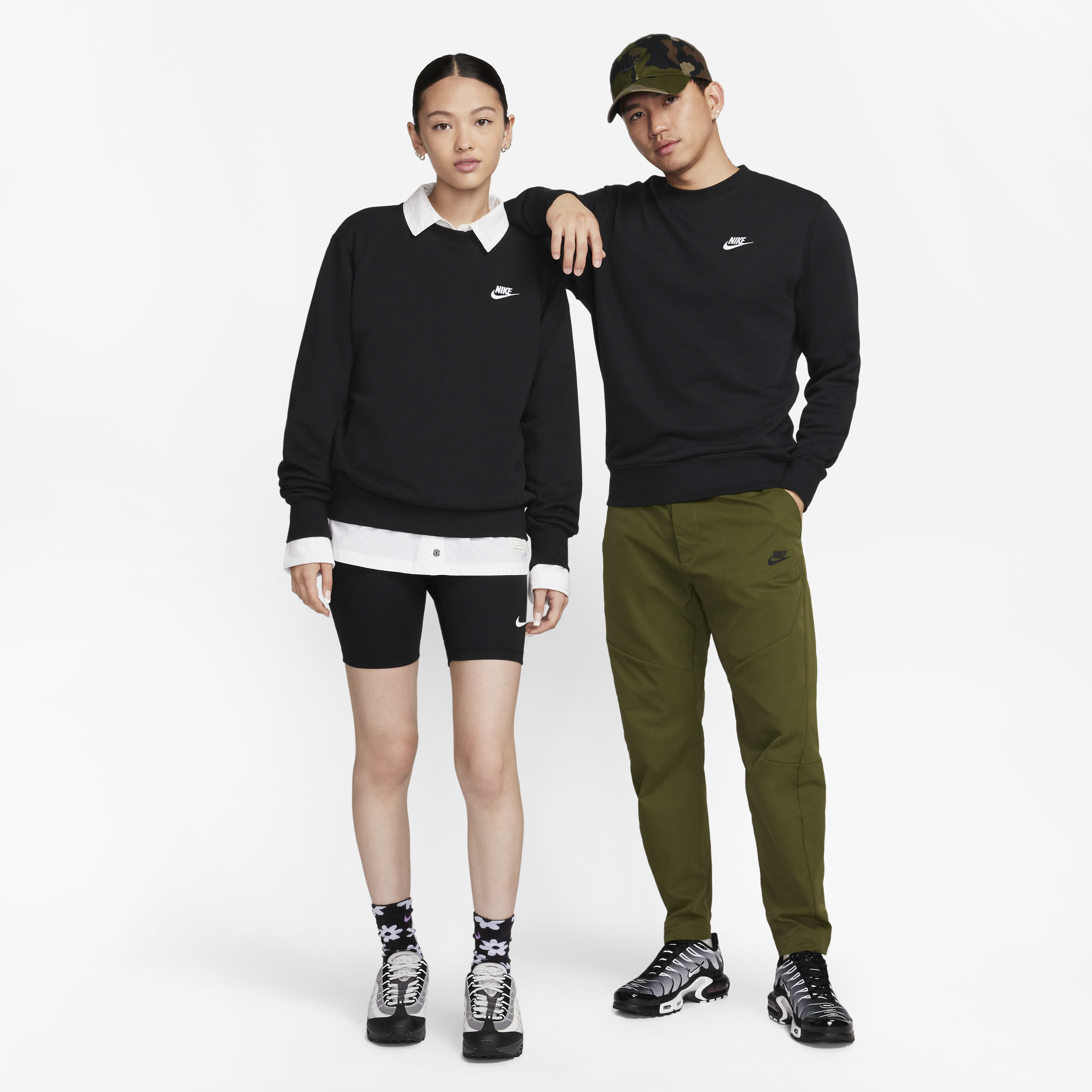 Nike Sportswear Club image number 4