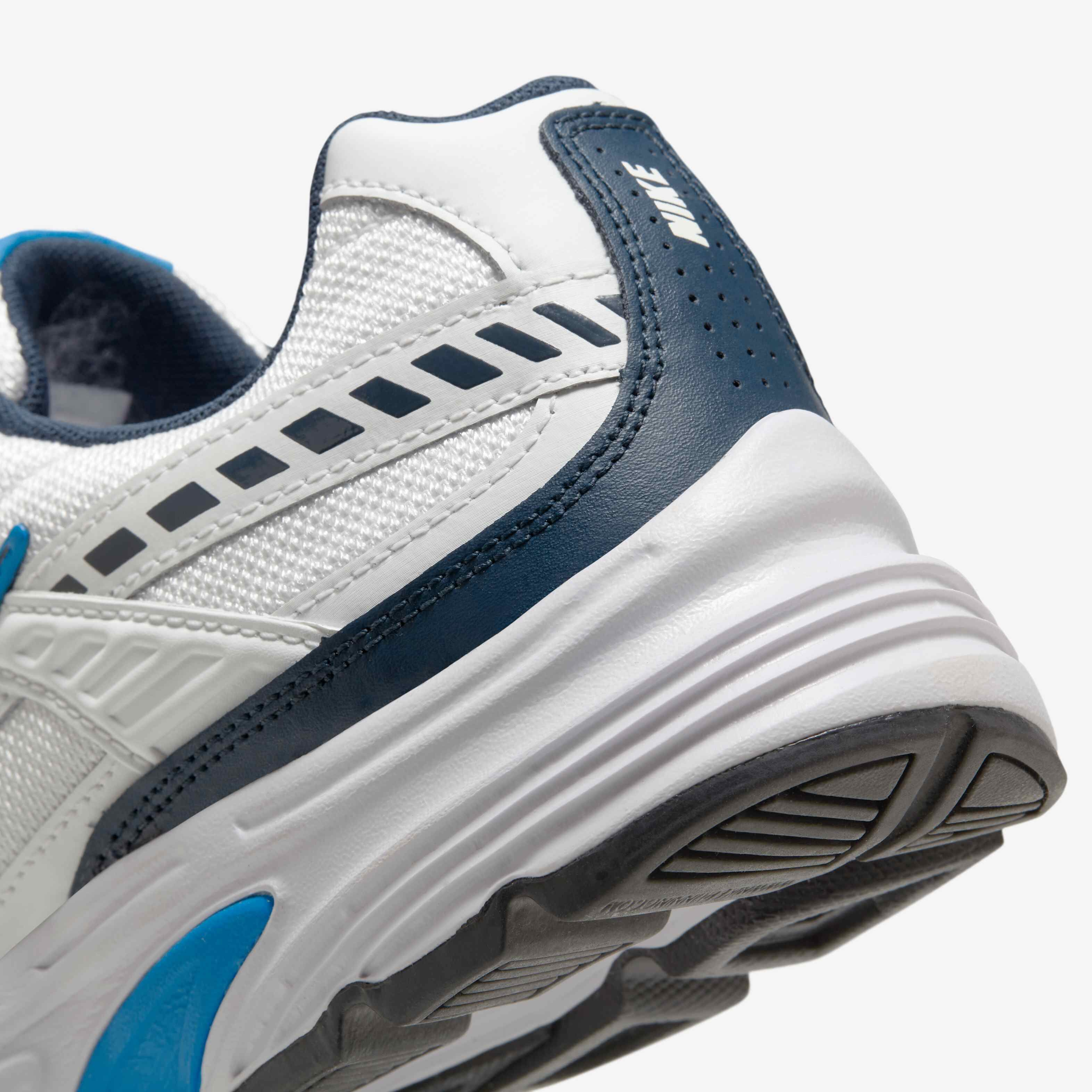 نايكي انيشيتر image number 7