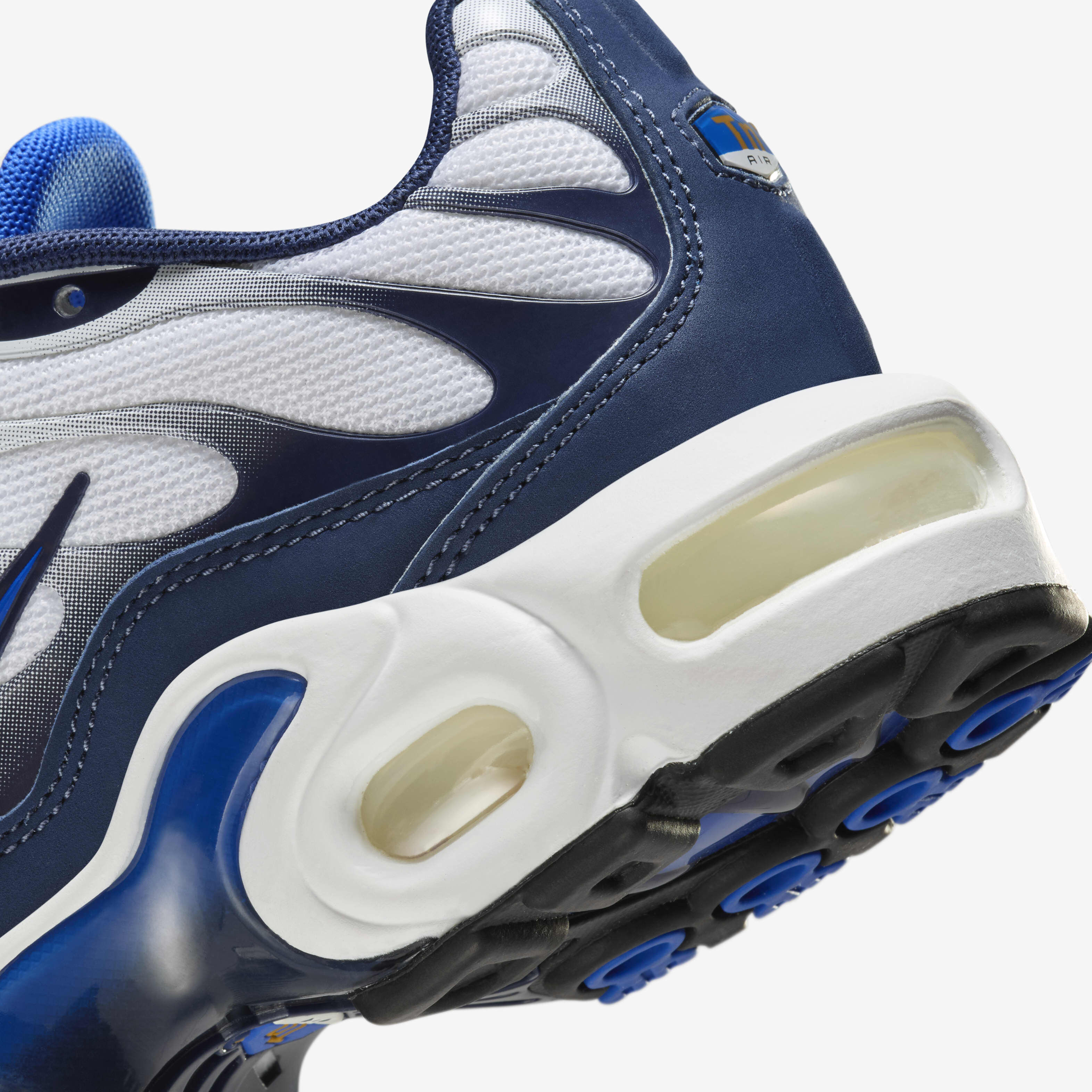 Nike Air Max Plus image number 7