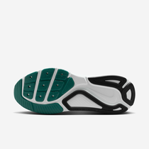 نايكي ستراكشر 26