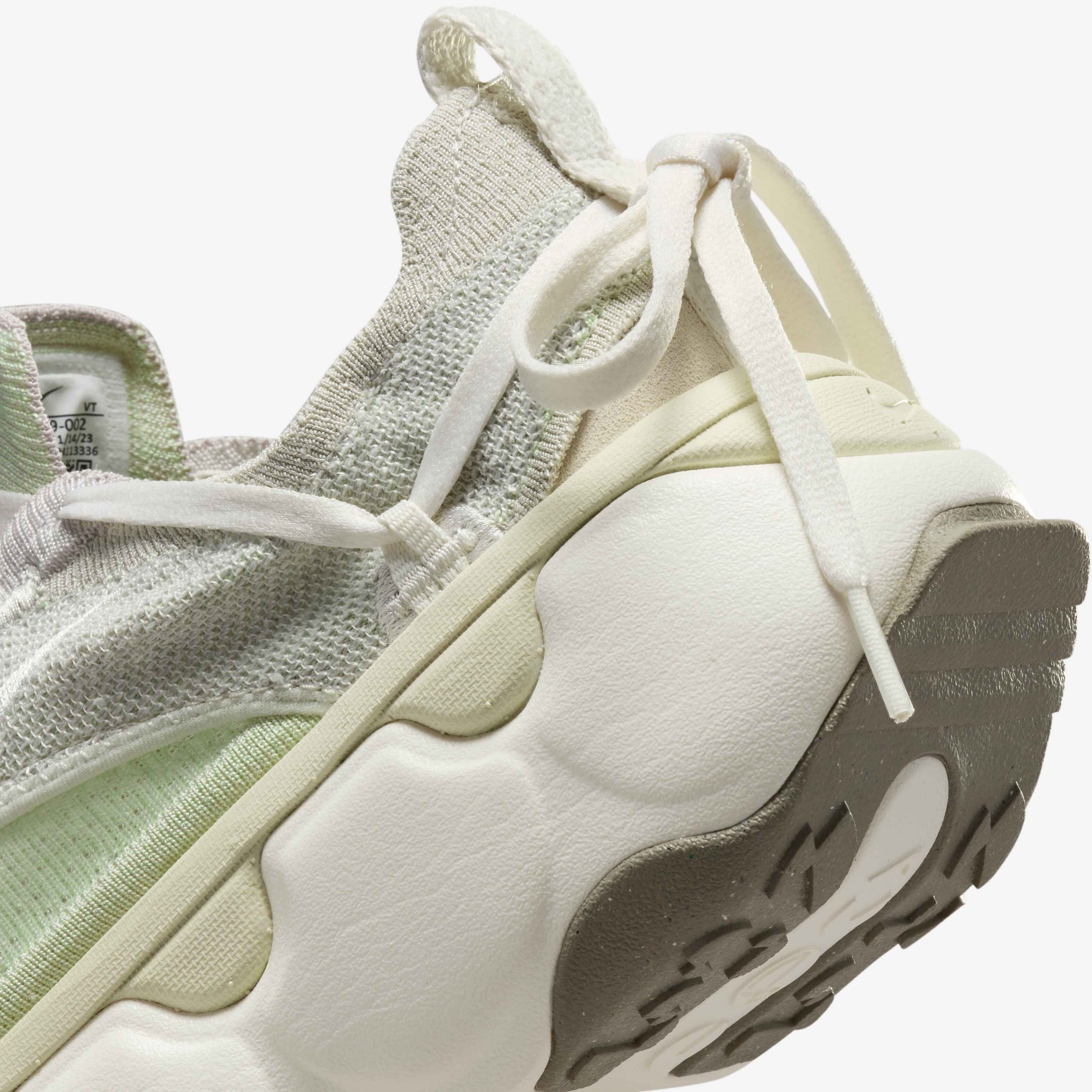 Buy Nike Flyknit Bloom Women's Shoes - Light Bone/Phantom