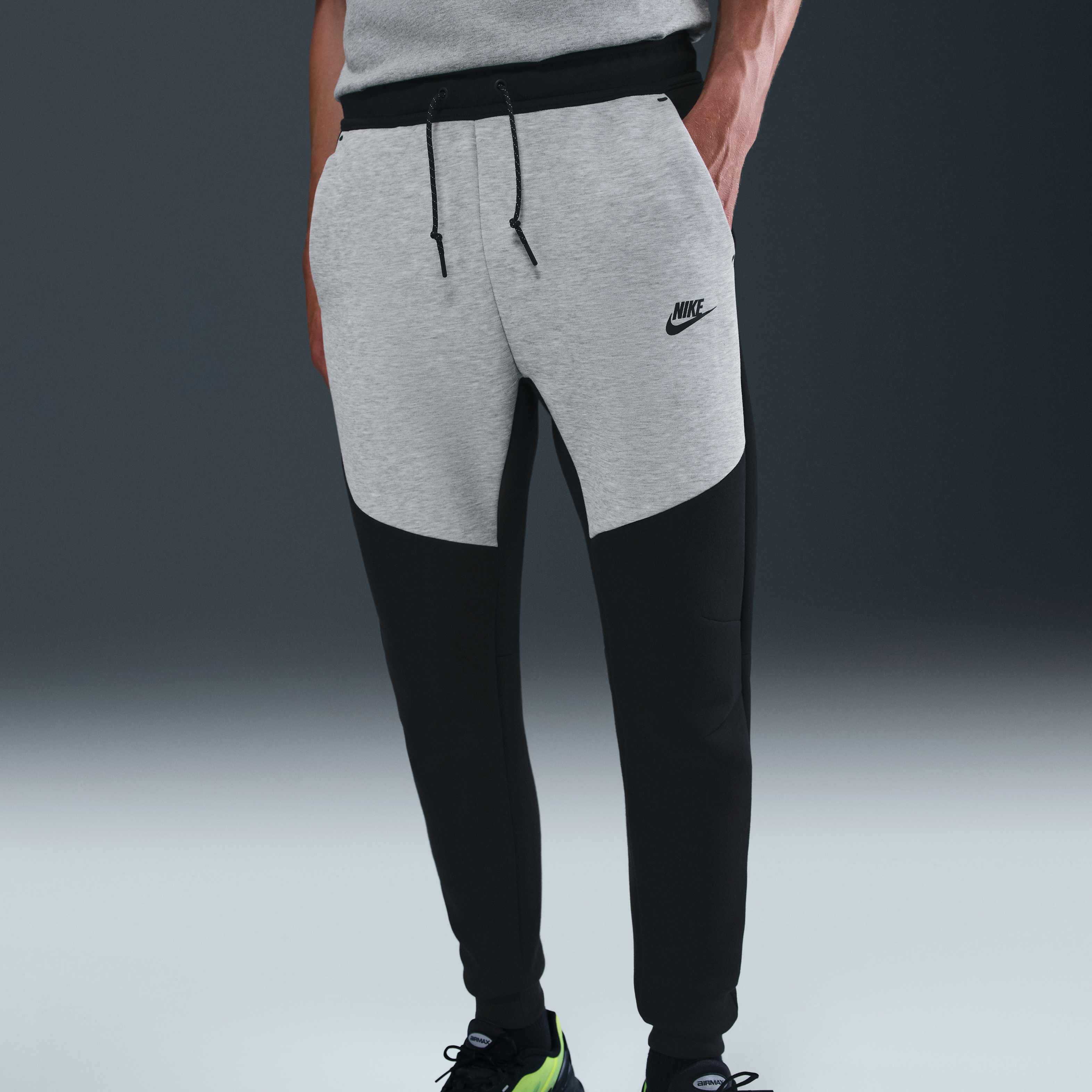 Nike Tech image number 1