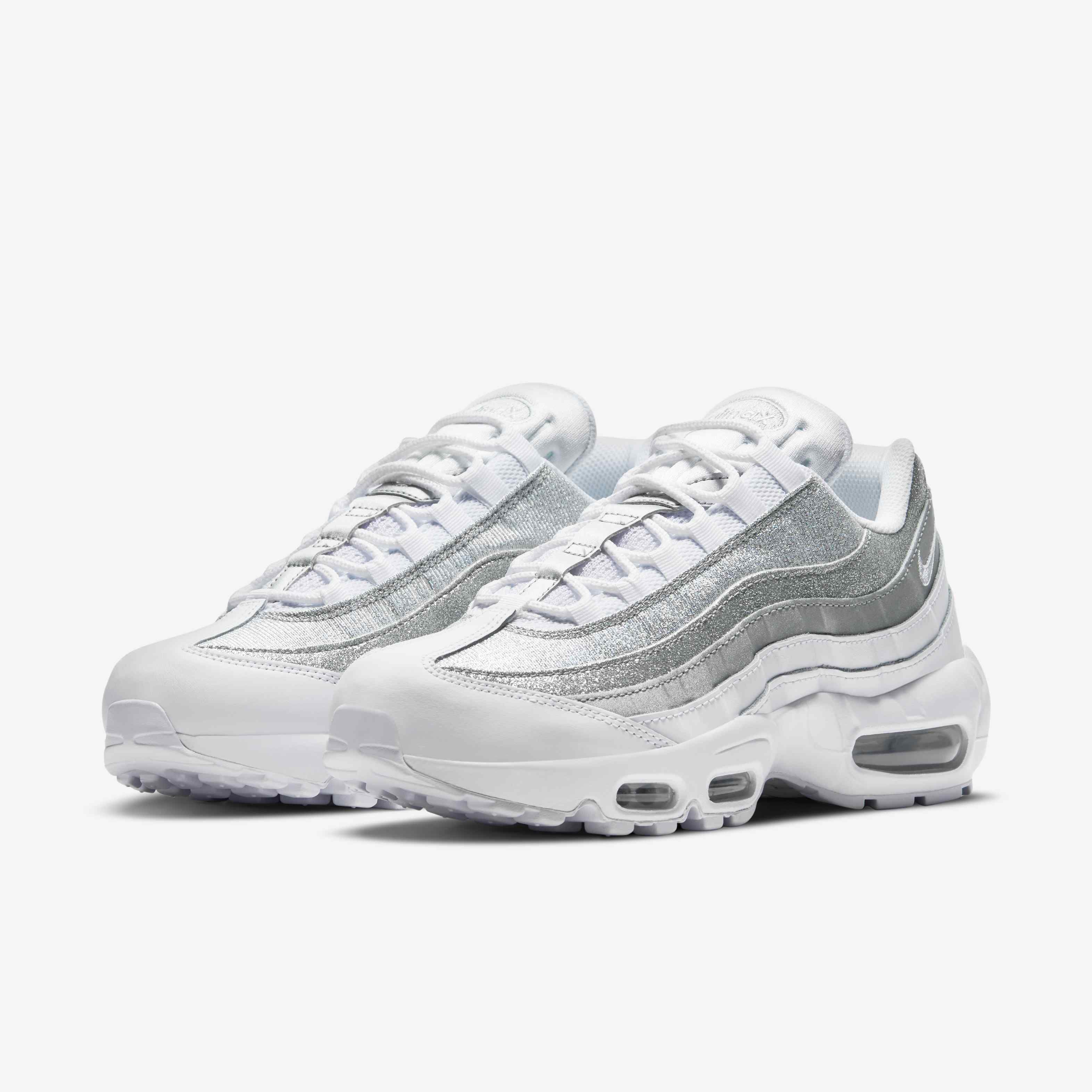 Silver nike 95 outlet