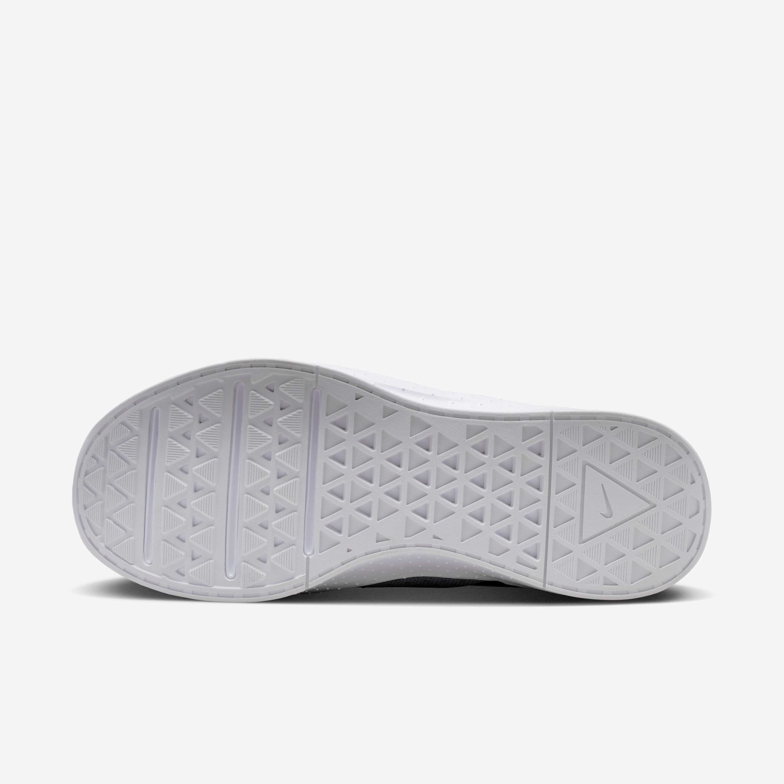 Nike MC Trainer 4 image number 1