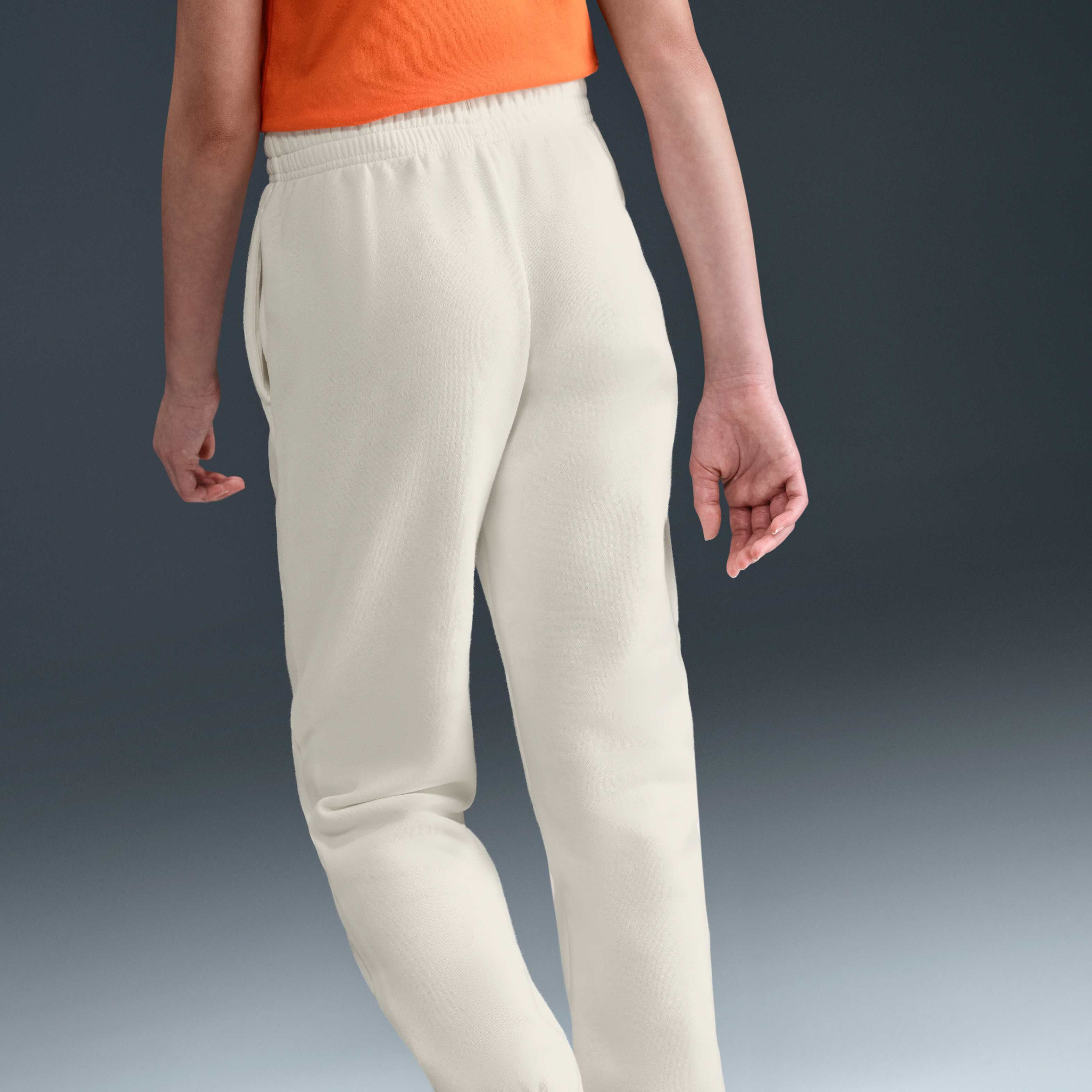 Nike Sportswear image number 2