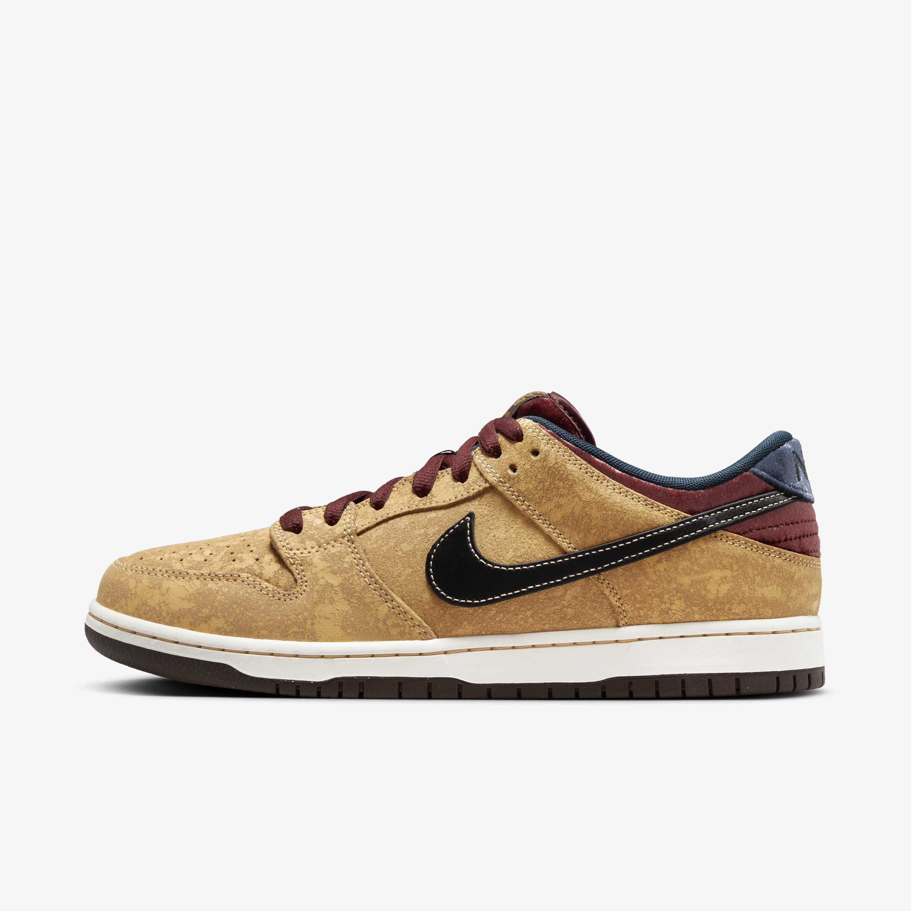 Buy Nike SB Dunk Low Pro Skate Shoes Nike Qatar Official