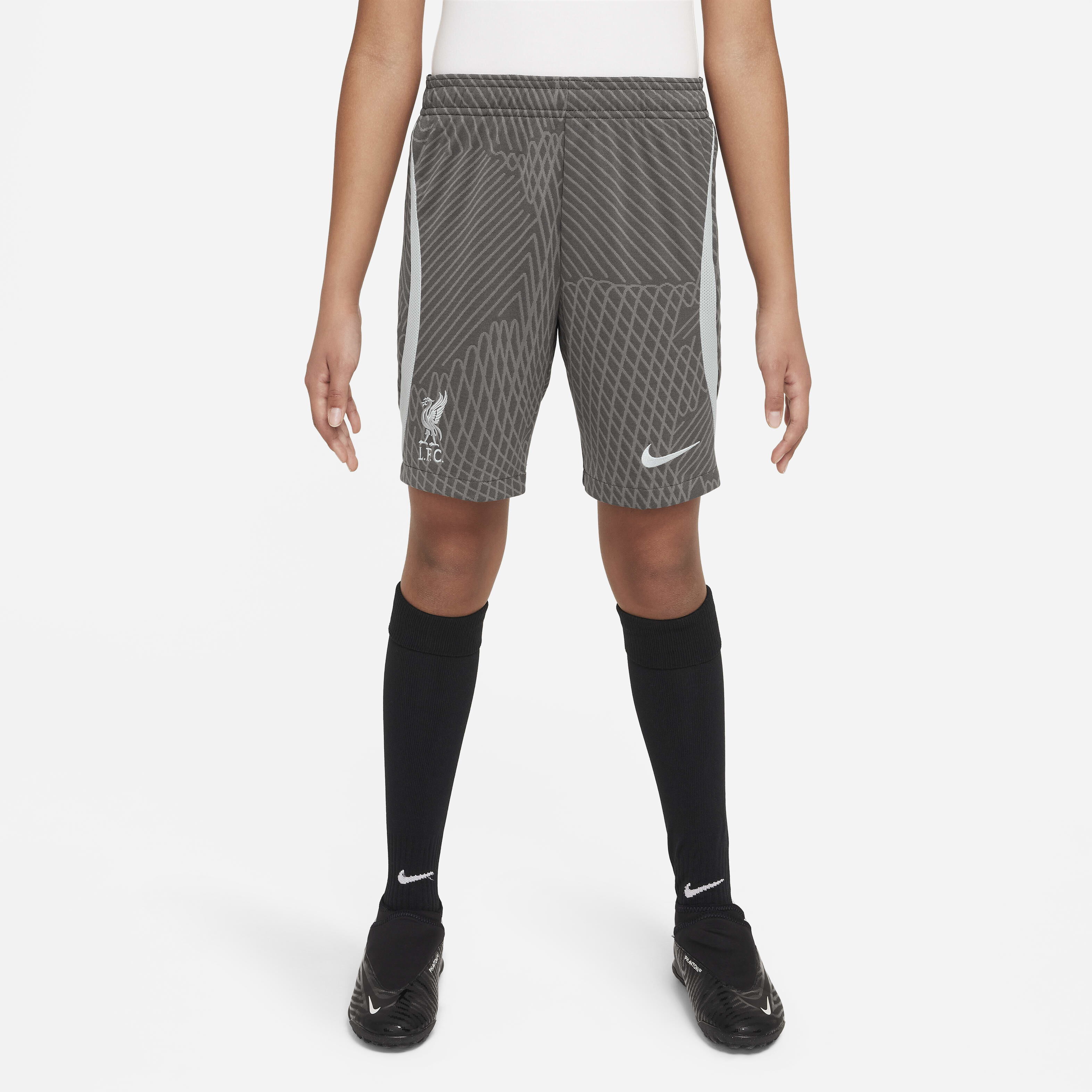 Kids nike football shorts 2025
