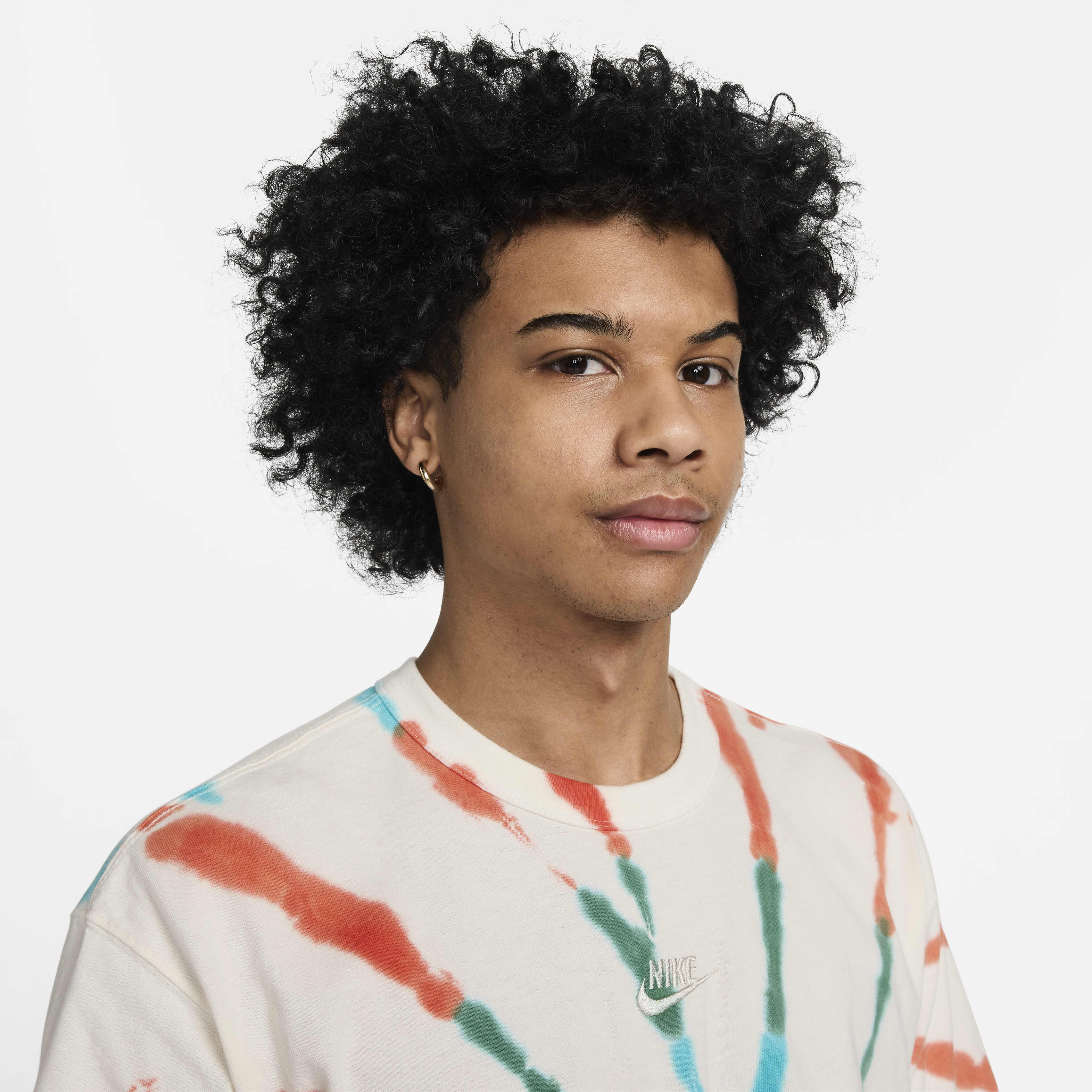 Nike Sportswear Premium Essentials image number 2